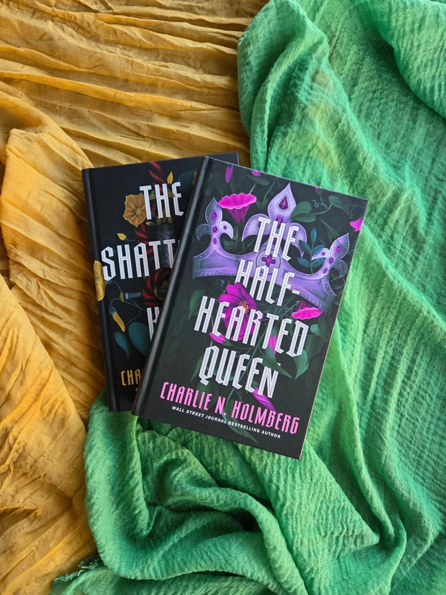 𝙏𝙝𝙚 𝙃𝙖𝙡𝙛-𝙃𝙚𝙖𝙧𝙩𝙚𝙙 𝙌𝙪𝙚𝙚𝙣 𝗶𝘀 𝗼𝘂𝘁 𝗧𝗢𝗗𝗔𝗬!!!⁣
⁣
This duology was such a whirlwind to write! I miss it already. I hope you all enjoy the final installment of Nym and Renn 's story &hearts;️⁣
⁣
Available in hardcover, paperback, 