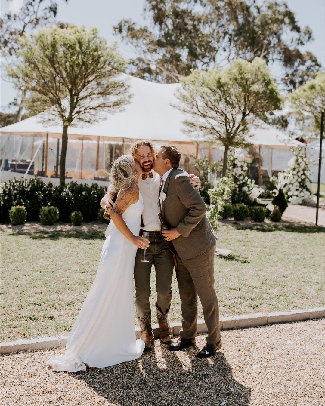 Cara &amp; Lachie giving me all the post hitchin lovin a man could need! 😘 

So happy to be on the road every week exploring new places and whipping my couples into married life.
Bloody love it! 😍

📸 @wanderandfollowimages 
📍 Armidale

#holymatri