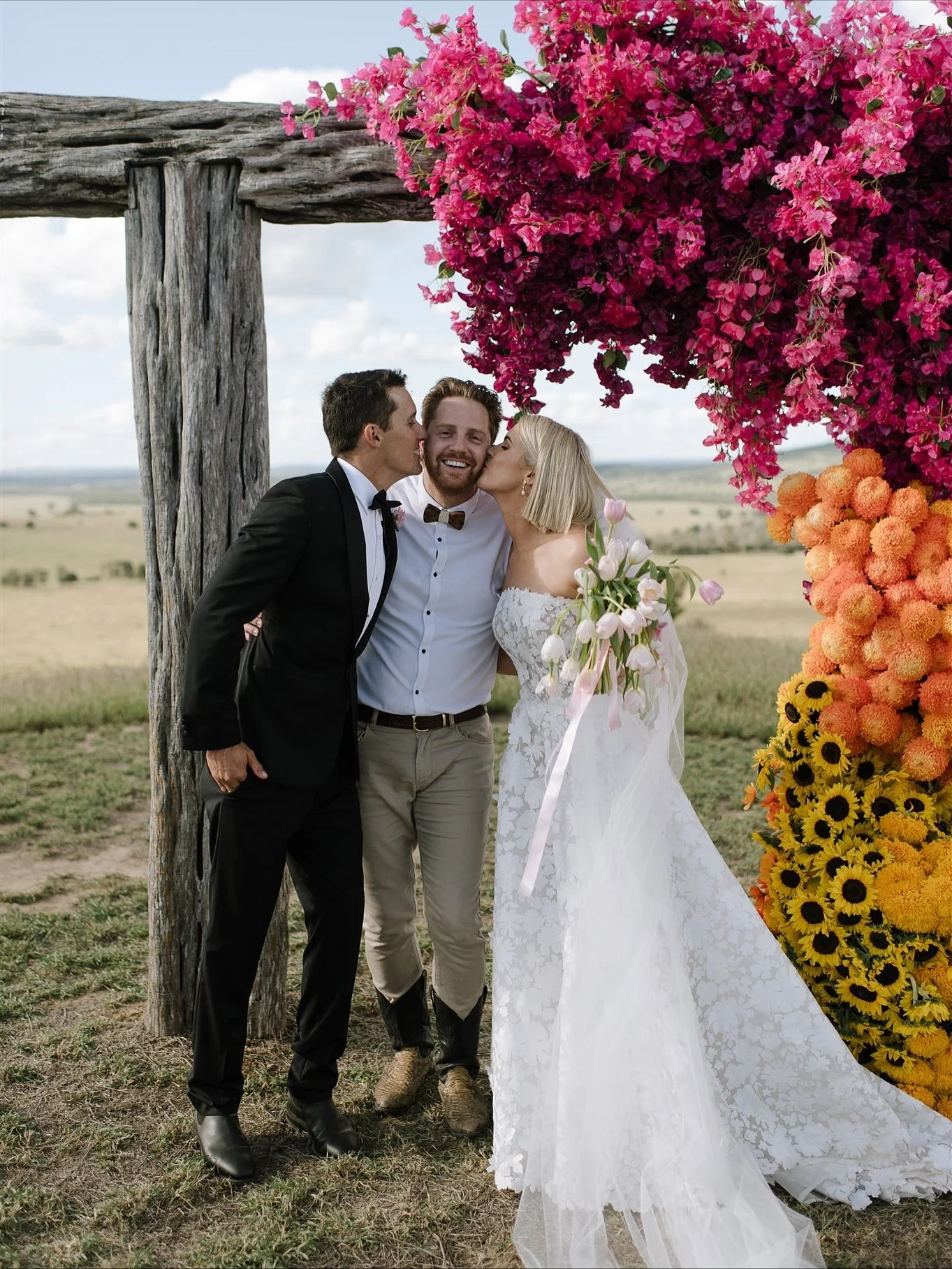 Jane &amp; Nick said their &ldquo;I do&rsquo;s&rdquo; on Jane&rsquo;s family property, and boy was it epic! Everything from the view, to the florals, to their vows, which might I just say, were some of the best I&rsquo;ve ever heard.

Another massive
