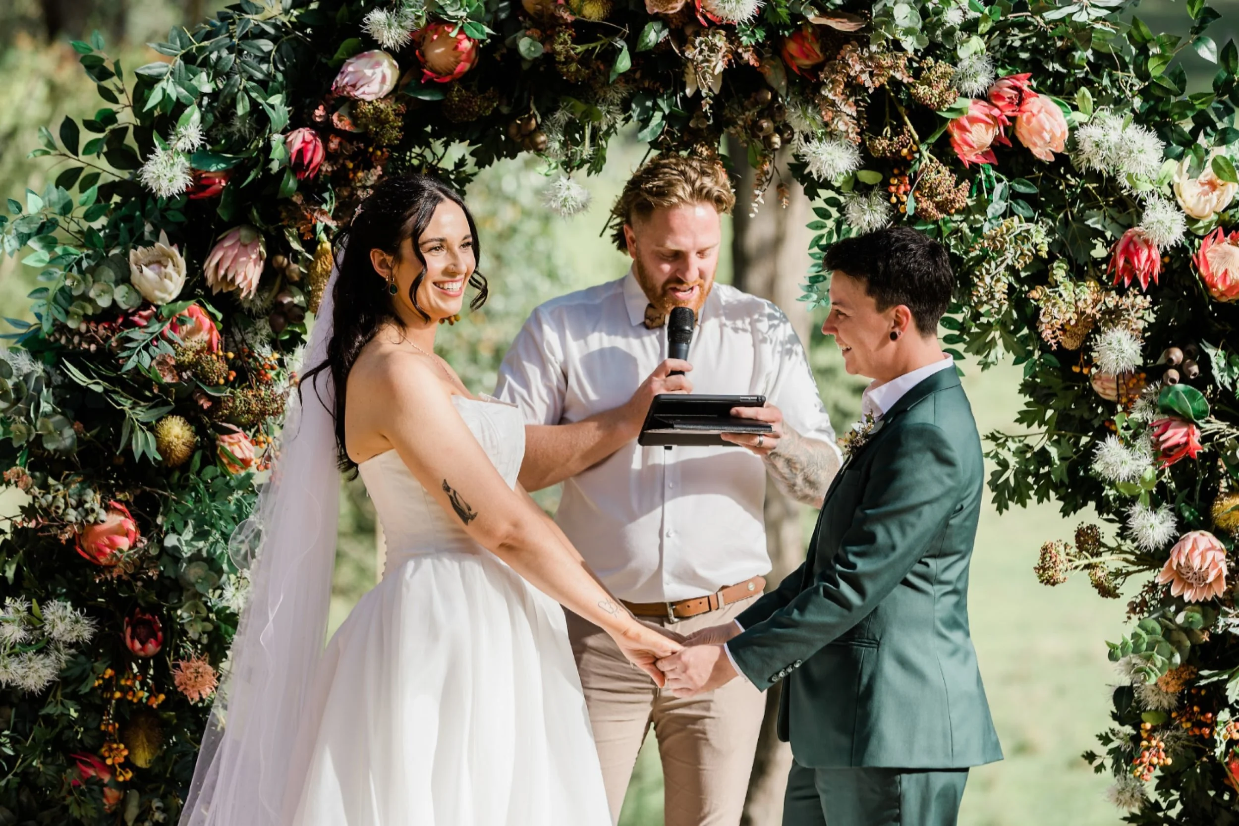 COUPLE YARNS incoming!
Sienna &amp; Rachel said it best:

&ldquo;We knew from the moment we came across Monty that we could not have had our day without him! He was hands down our best decision! From the start Monty was warm, hilarious and totally hi