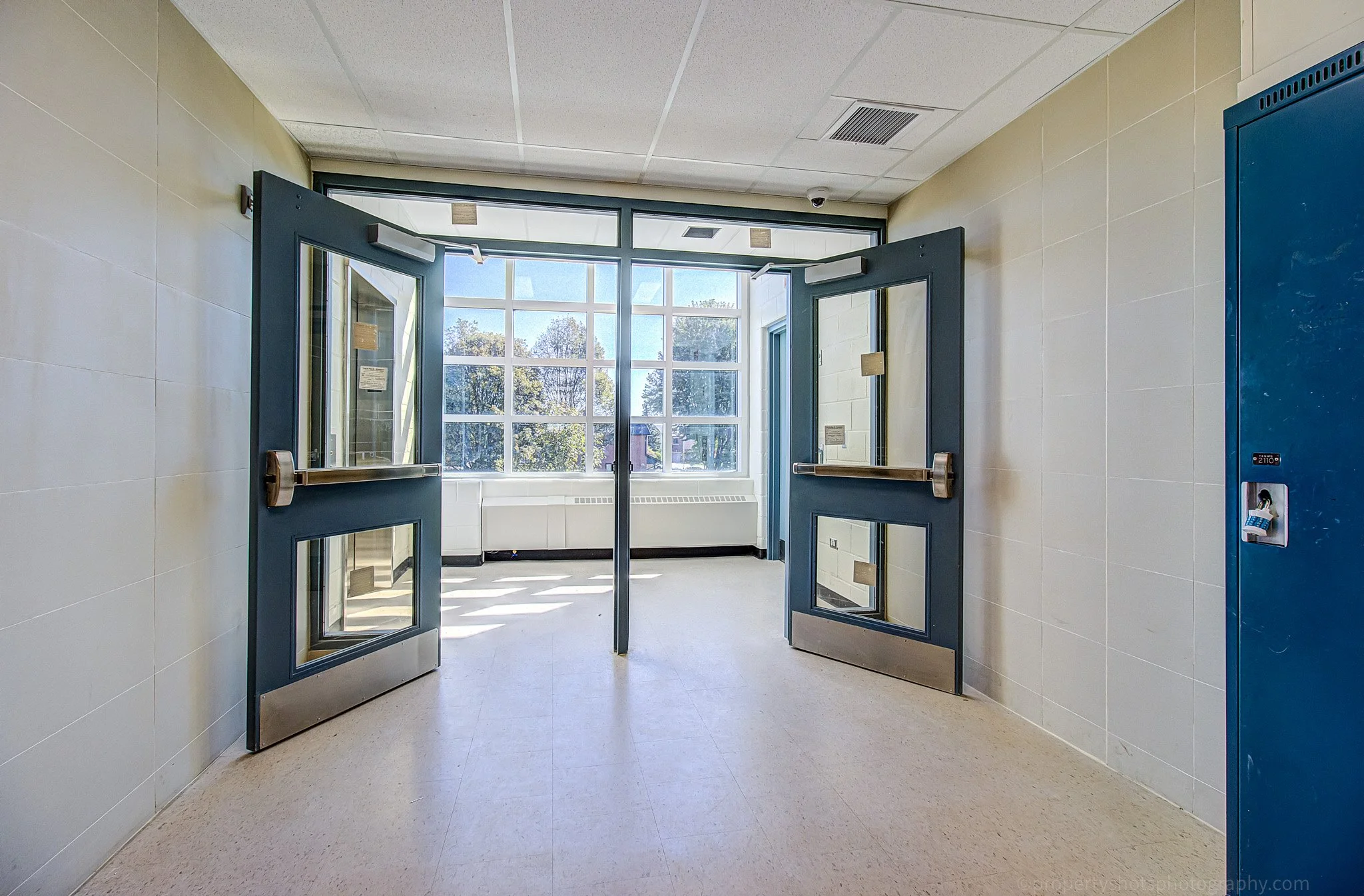 1390 ogden-17.jpg