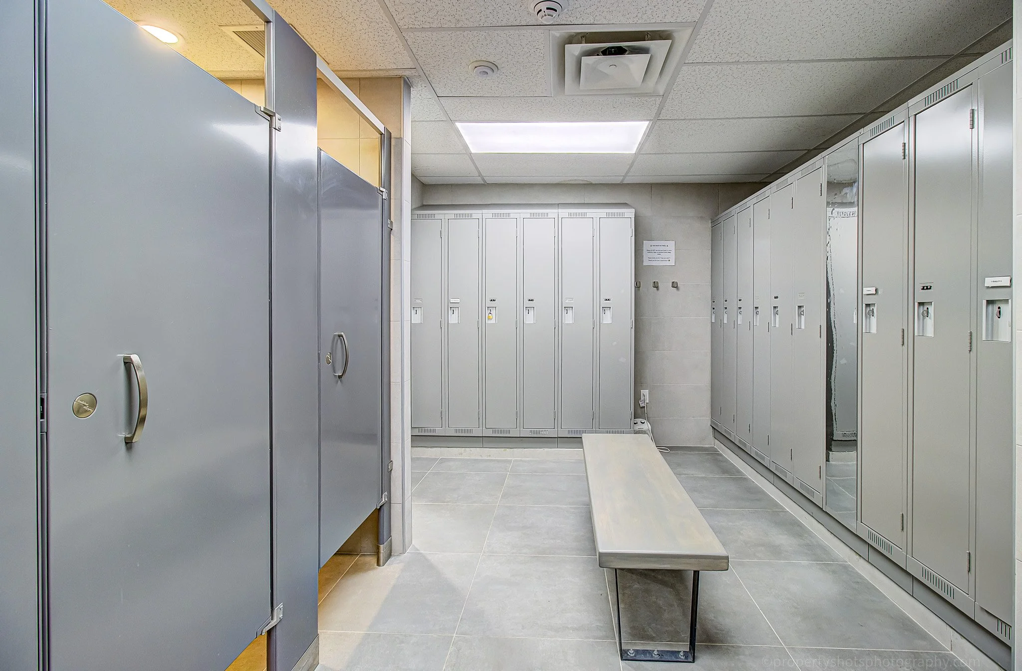 735 central prkway-animal services-18.jpg