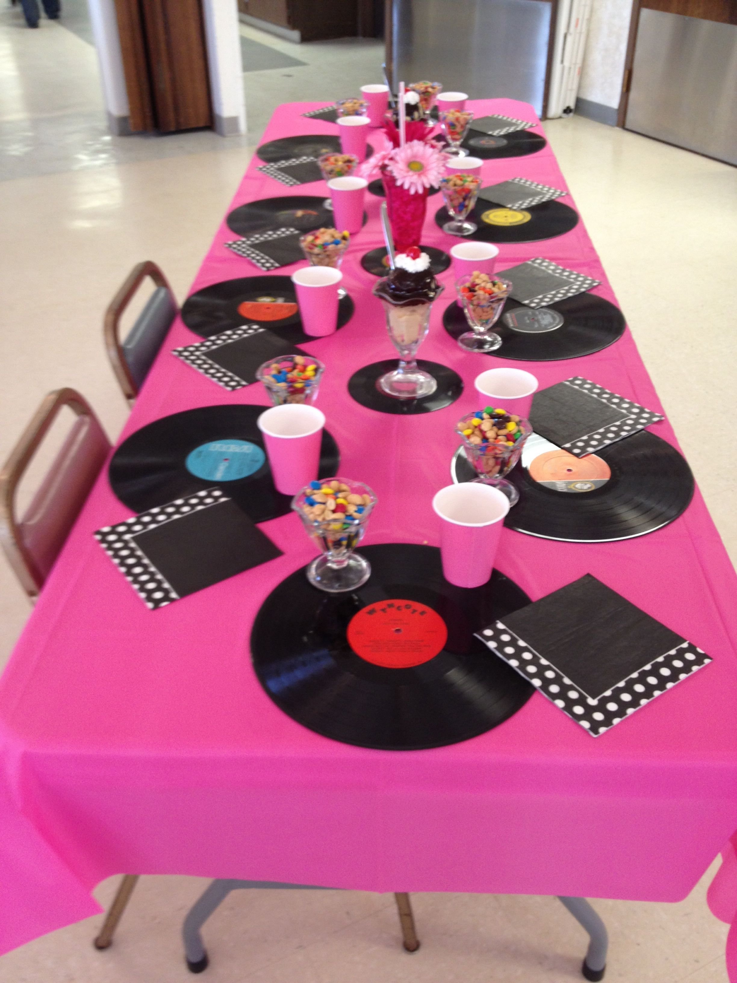 80'S DISCO DECORATION