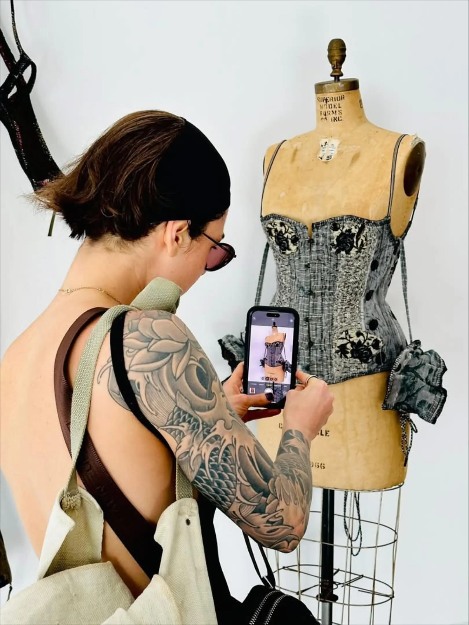 A favorite photo of my corset &ldquo;Black Rose&rdquo; being photographed in situ at Tears of Venus, LA in 2024. Photo by Jennifer Esperanza. #kaykhanart #contemporaryfiberart #contemporaryfibreart #contemporaryfibreartist #sculpturaltextiles #resili