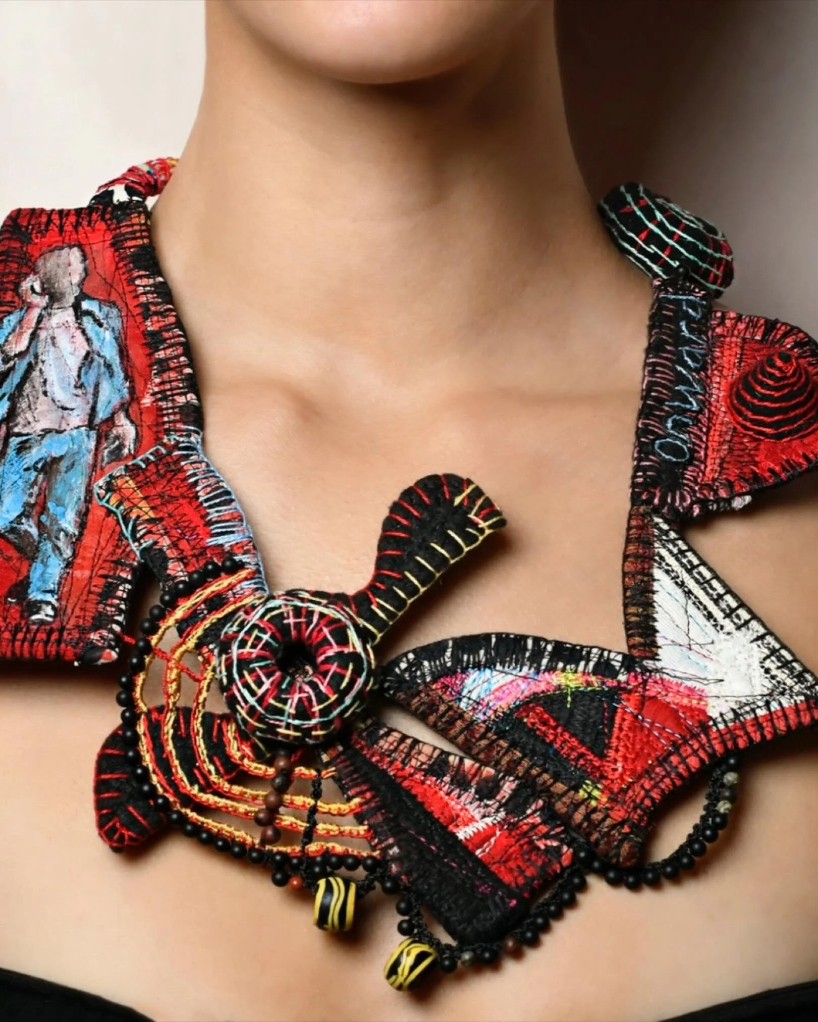 &ldquo;The Talk&rdquo;; narrative necklace; 39&rdquo; long but adjustable when worn; photo by Audrey Derell #kaykhanart #contemporaryfiberart #audreyderellphotography #contemporaryfibreart #contemporaryfibreartist