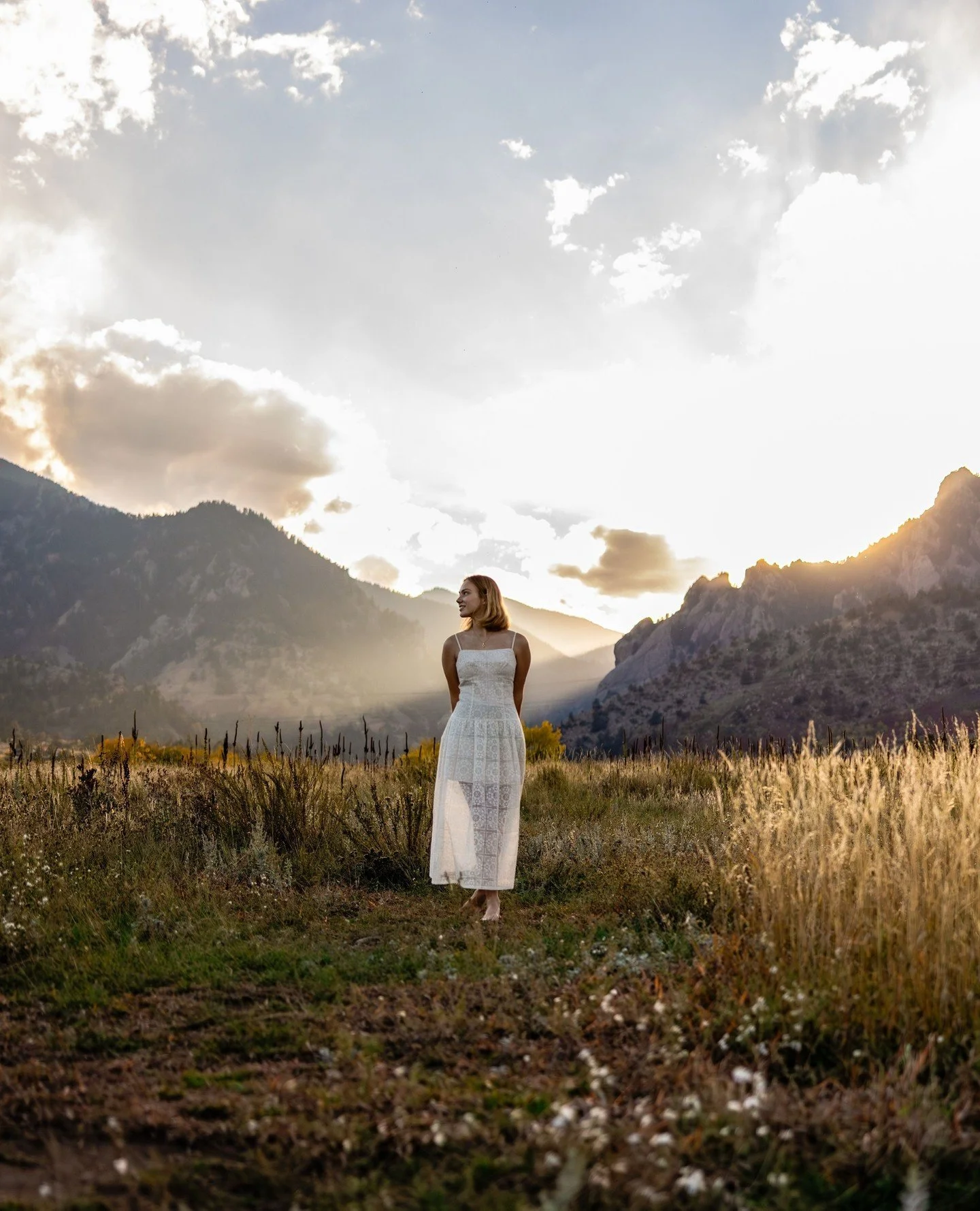 “Ideas are better than dreams.” -Ginevra Constantini Negri 
📸
Our community of @clickprophotographers have come together to amplify our voice as women photographers. Next up is @helenagoessens_photography
To see more work from o