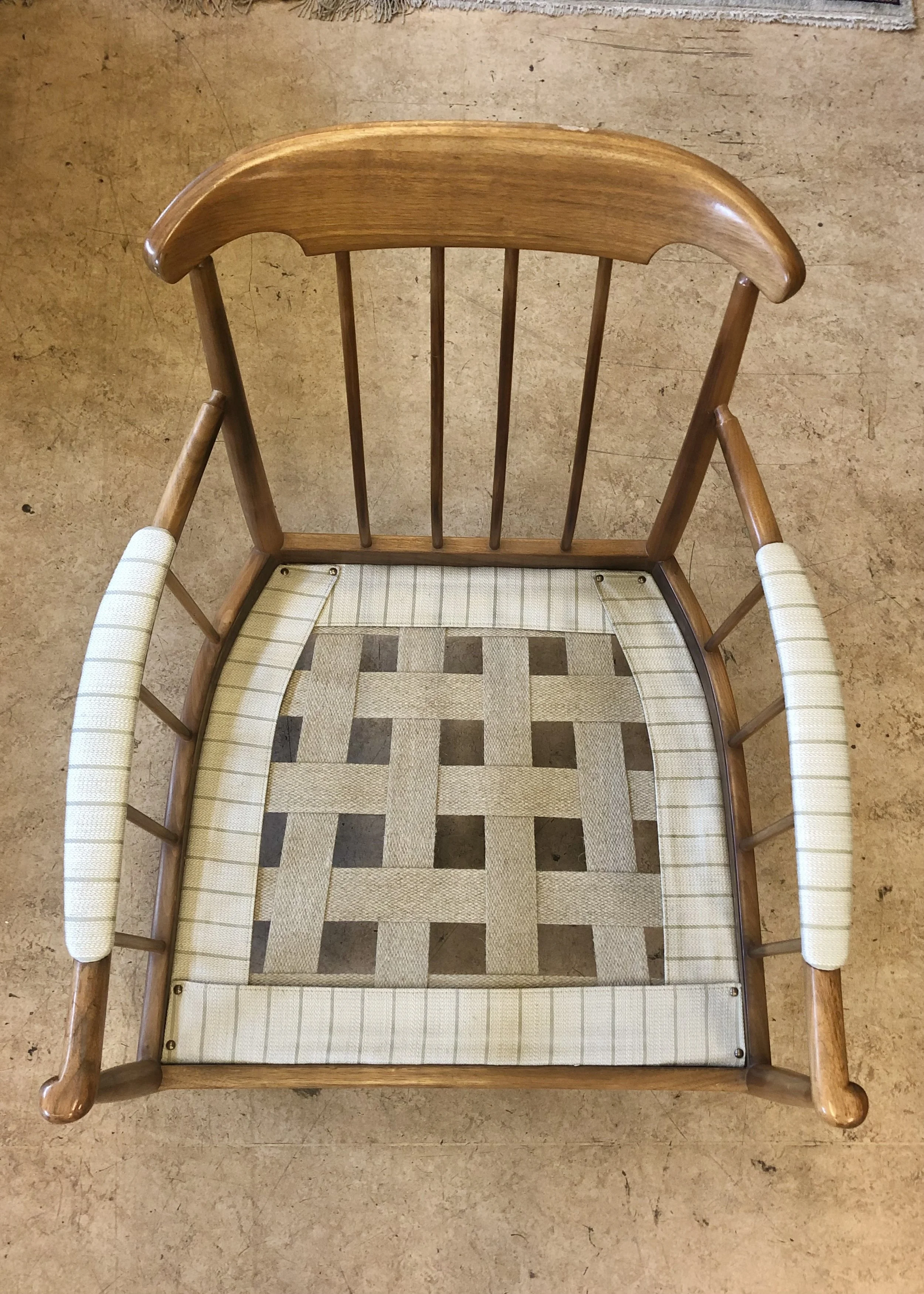 Skrindan, Kerstin Hörlin-Holmquist, har fått ny sadelgjord och ny klädsel på armstöd.