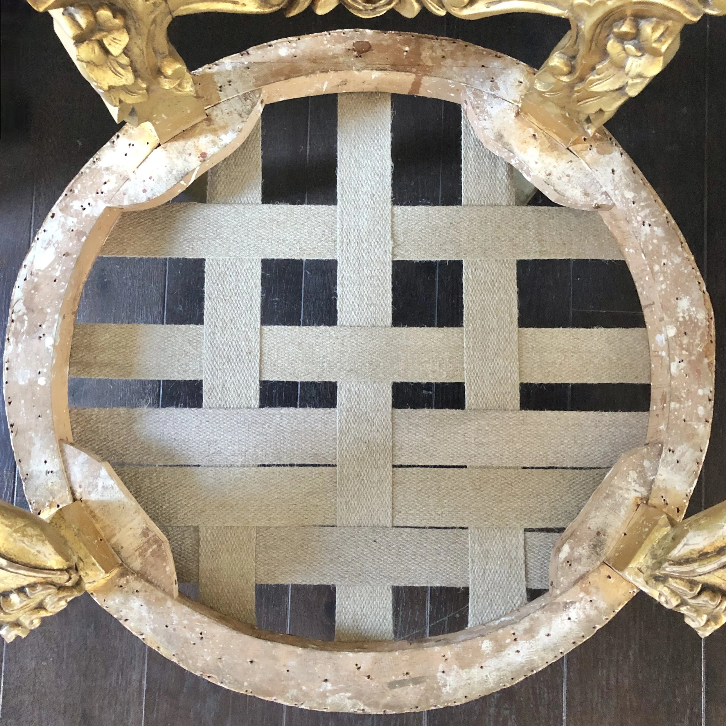 Ny sadelgjord på sits.