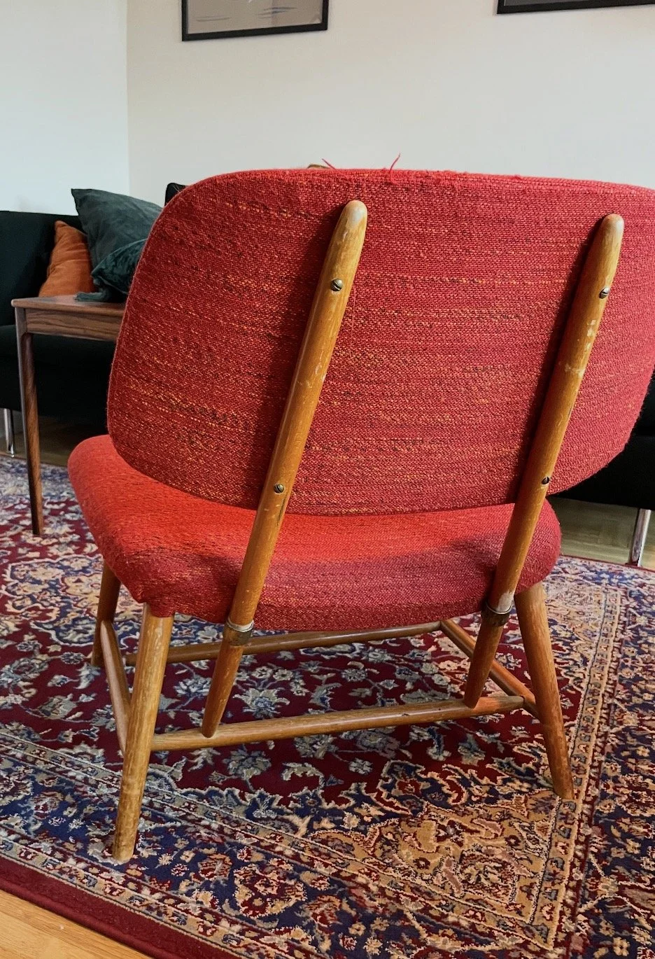 INNAN; Två TEVE-stolar