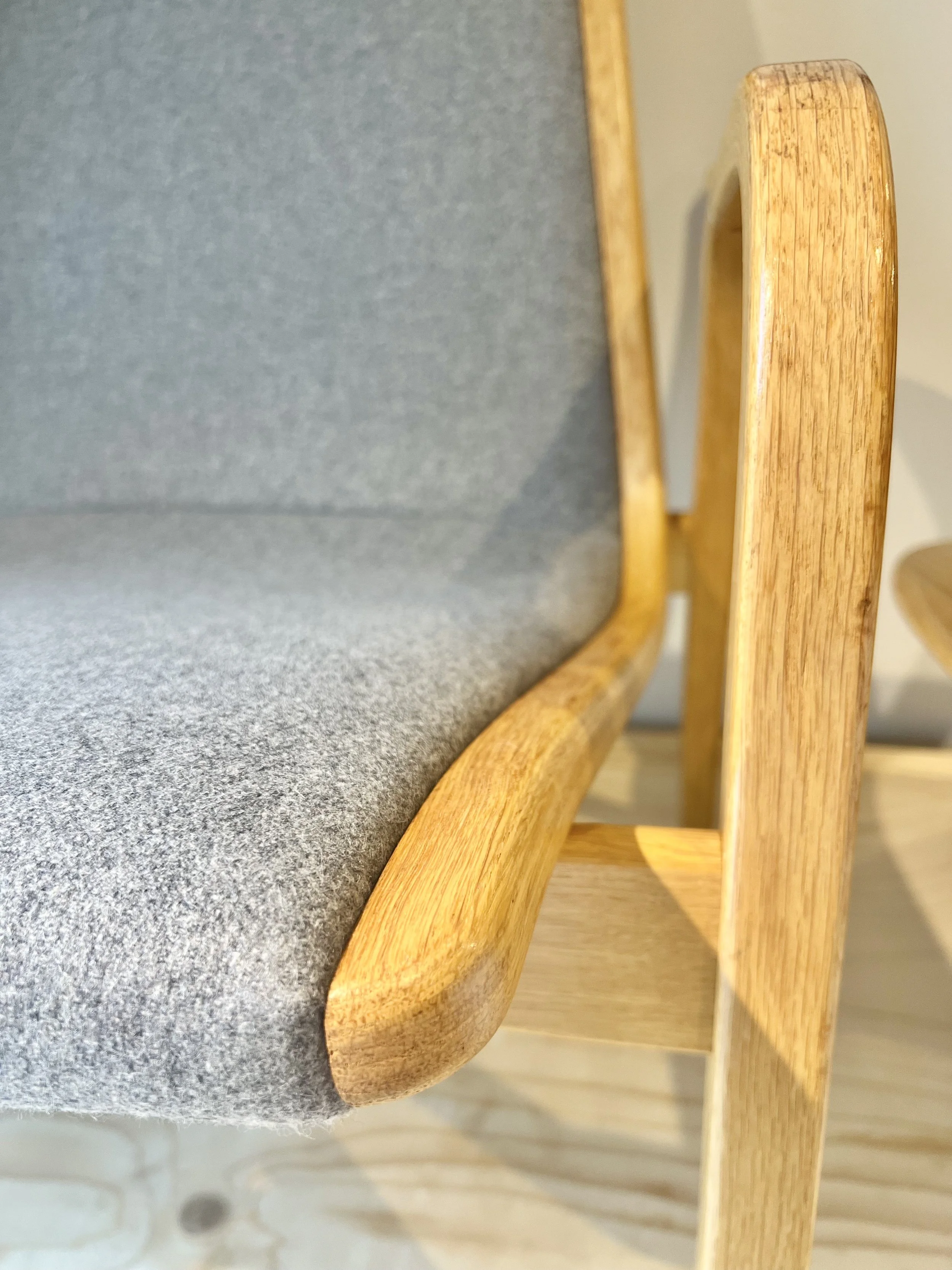 Allt trä är tvättat och polerat