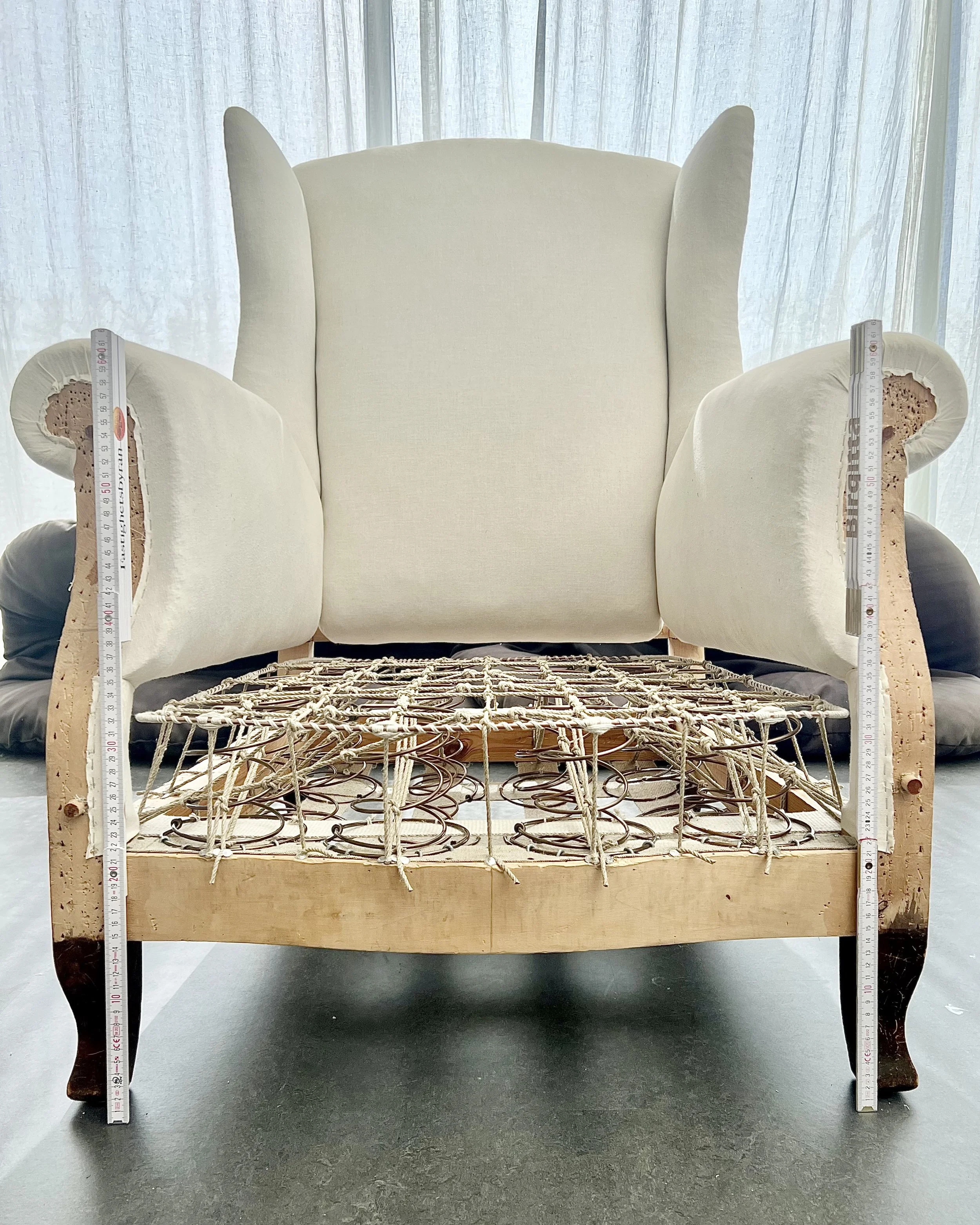 Nytt resårhus på sits i korrekt höjd.