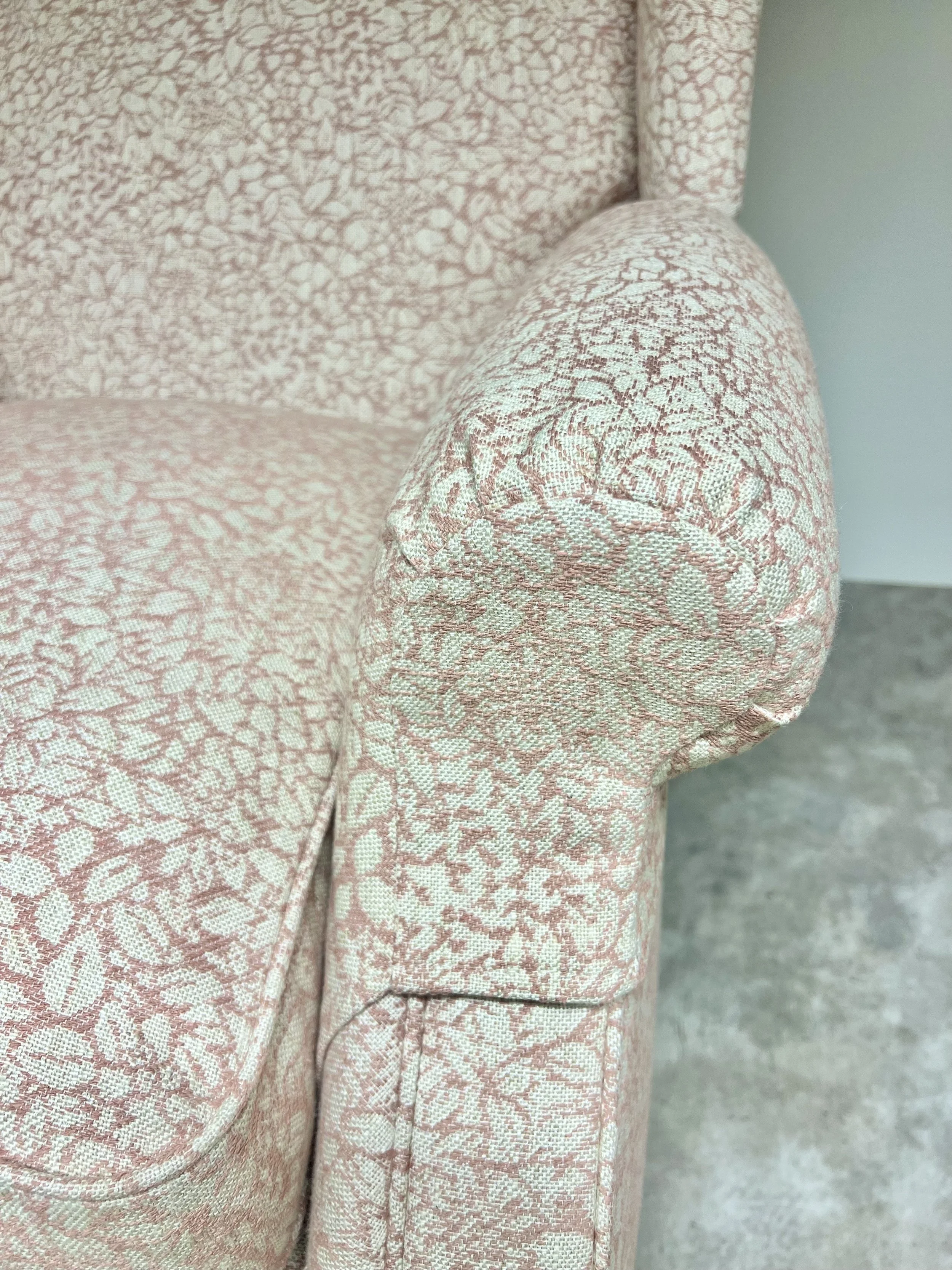 Armstödsskydd till Knoll-fåtölj