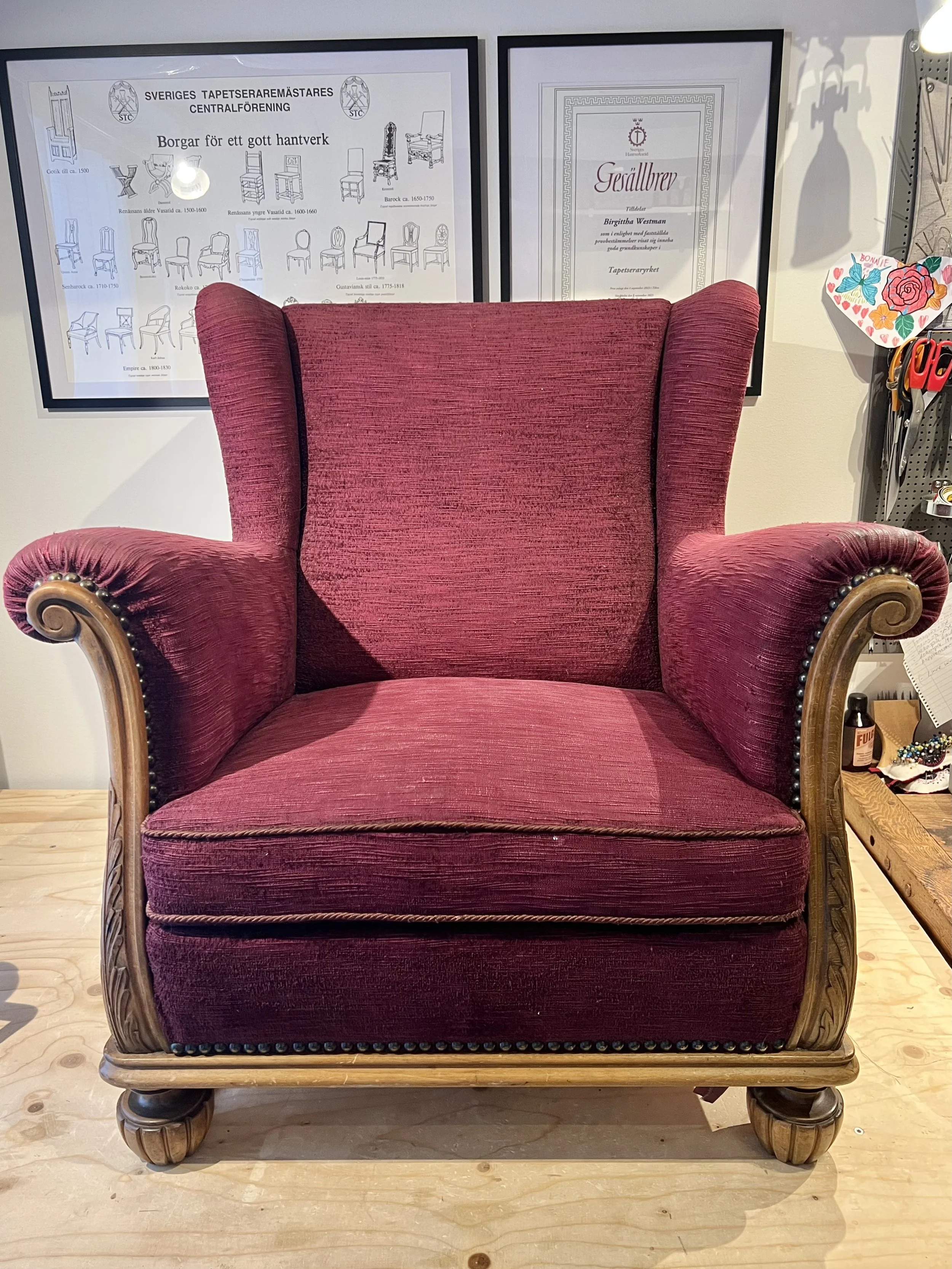 INNAN; Två 30-tals fåtöljer