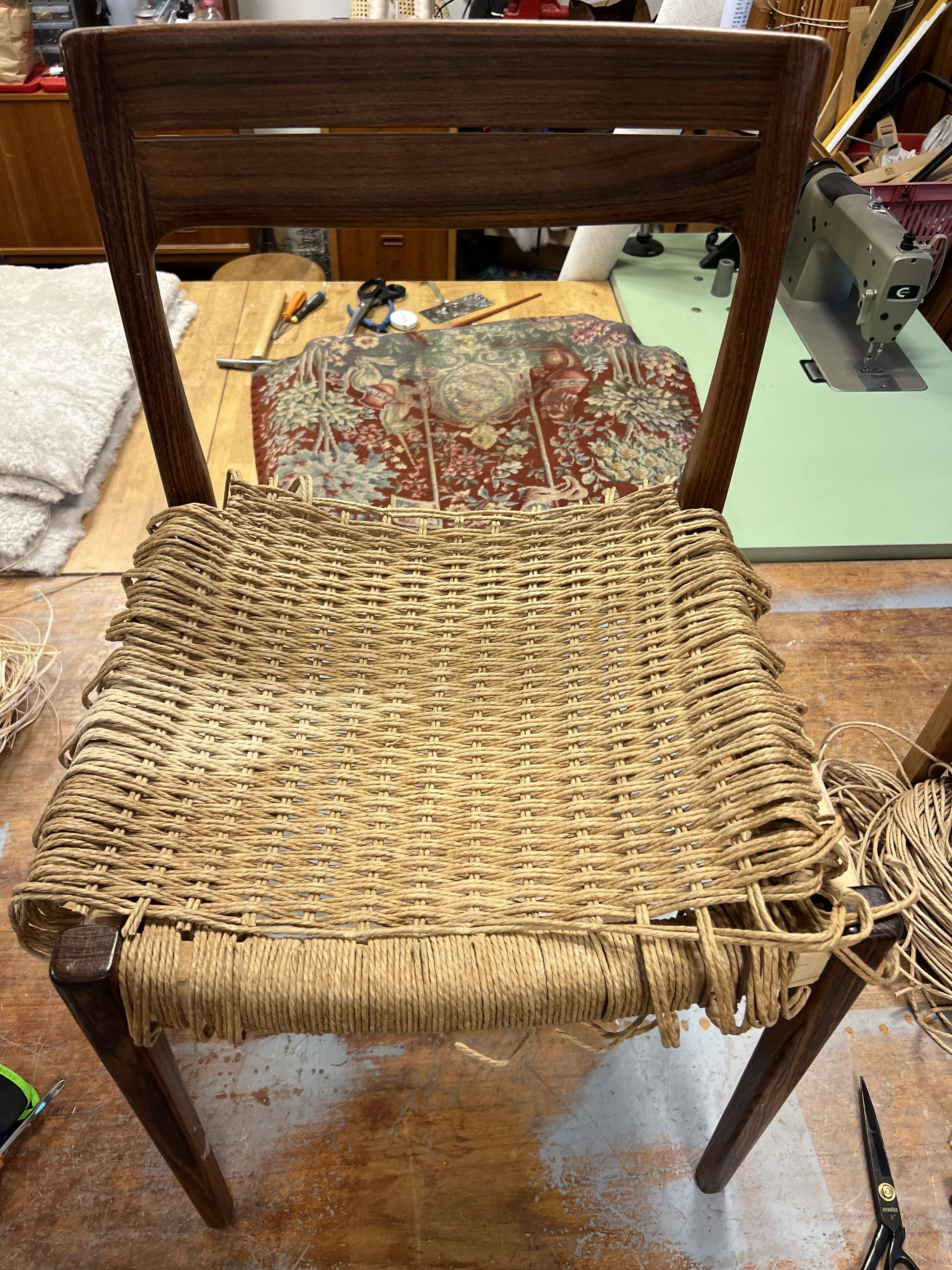 INNAN; Stol med dansk flätning