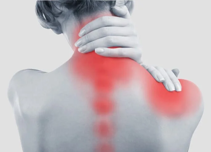 Hyperbaric oxygen therapy (HBOT) helping fibromyalgia patients by reducing chronic pain, alleviating fatigue, and improving overall quality of life.