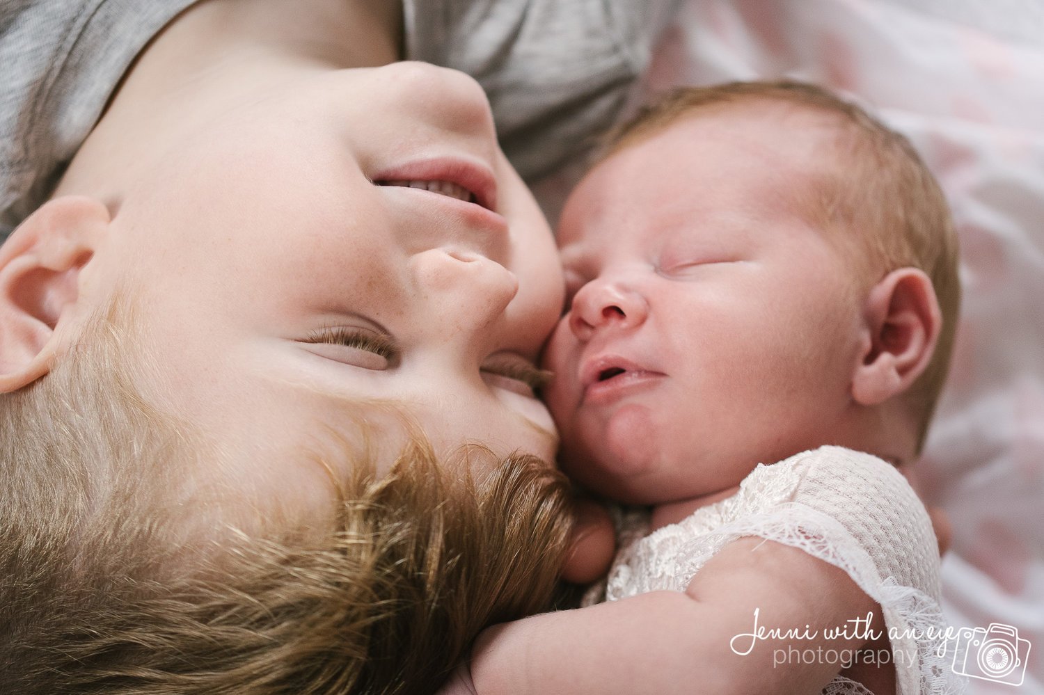 Newborn+Session,+JENNI+WITH+AN+EYE+PHOTO (14).jpeg