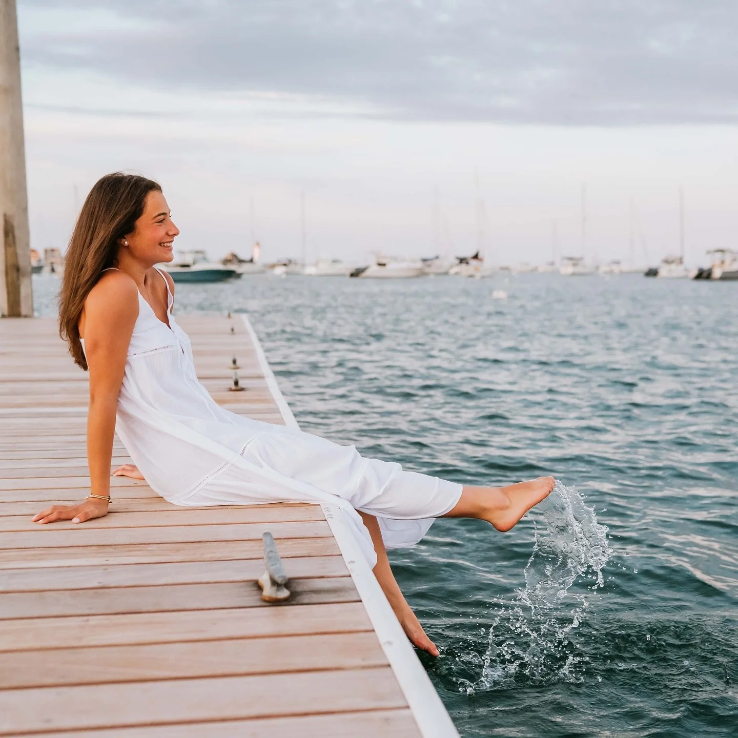 JACKIE | Class of 2026 | SHS

Jackie nailed the &ldquo;effortless but still iconic&rdquo; vibe at her beach session.
 The light, the location, the energy. Such a good day.

If you&rsquo;re hoping for senior photos with that laid-back, natural feel, I