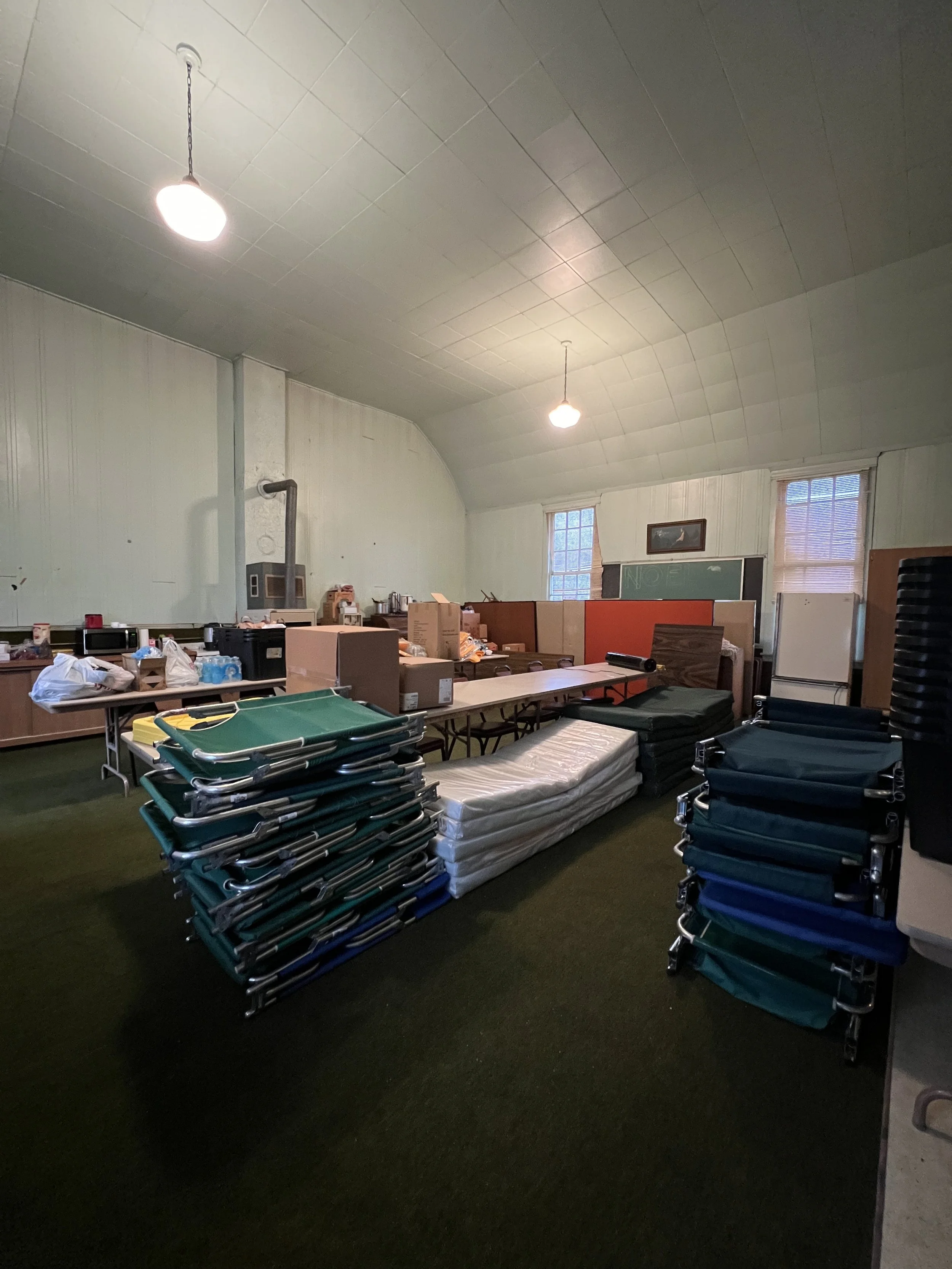 Seasonal shelter set up materials