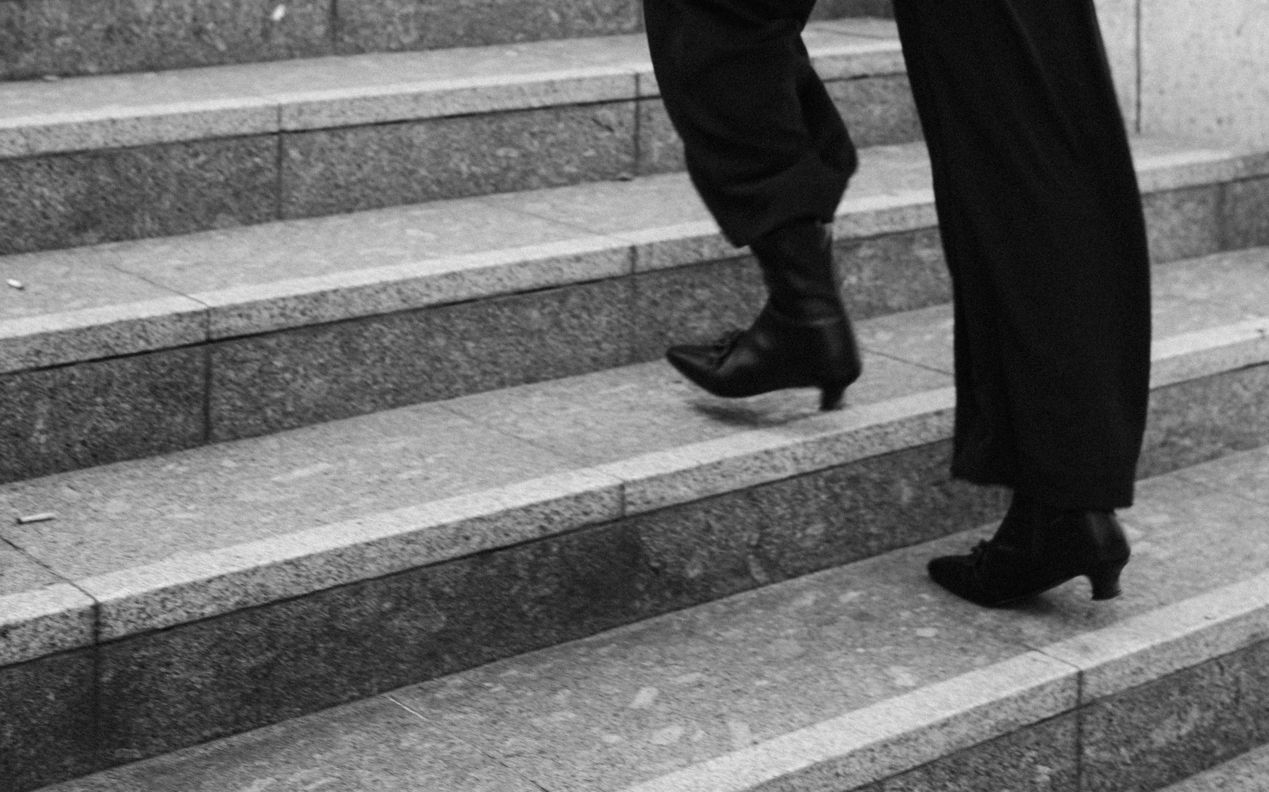 Heels BW Motion Blur-1.jpg