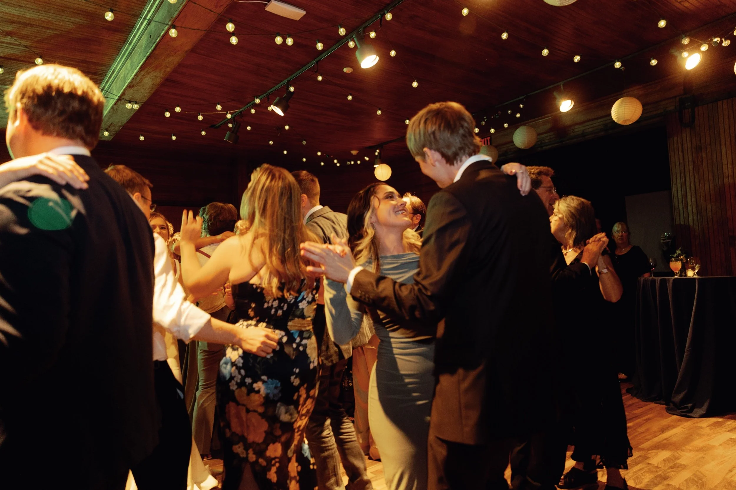 097_A&K-Summerst_weddings-889.jpg