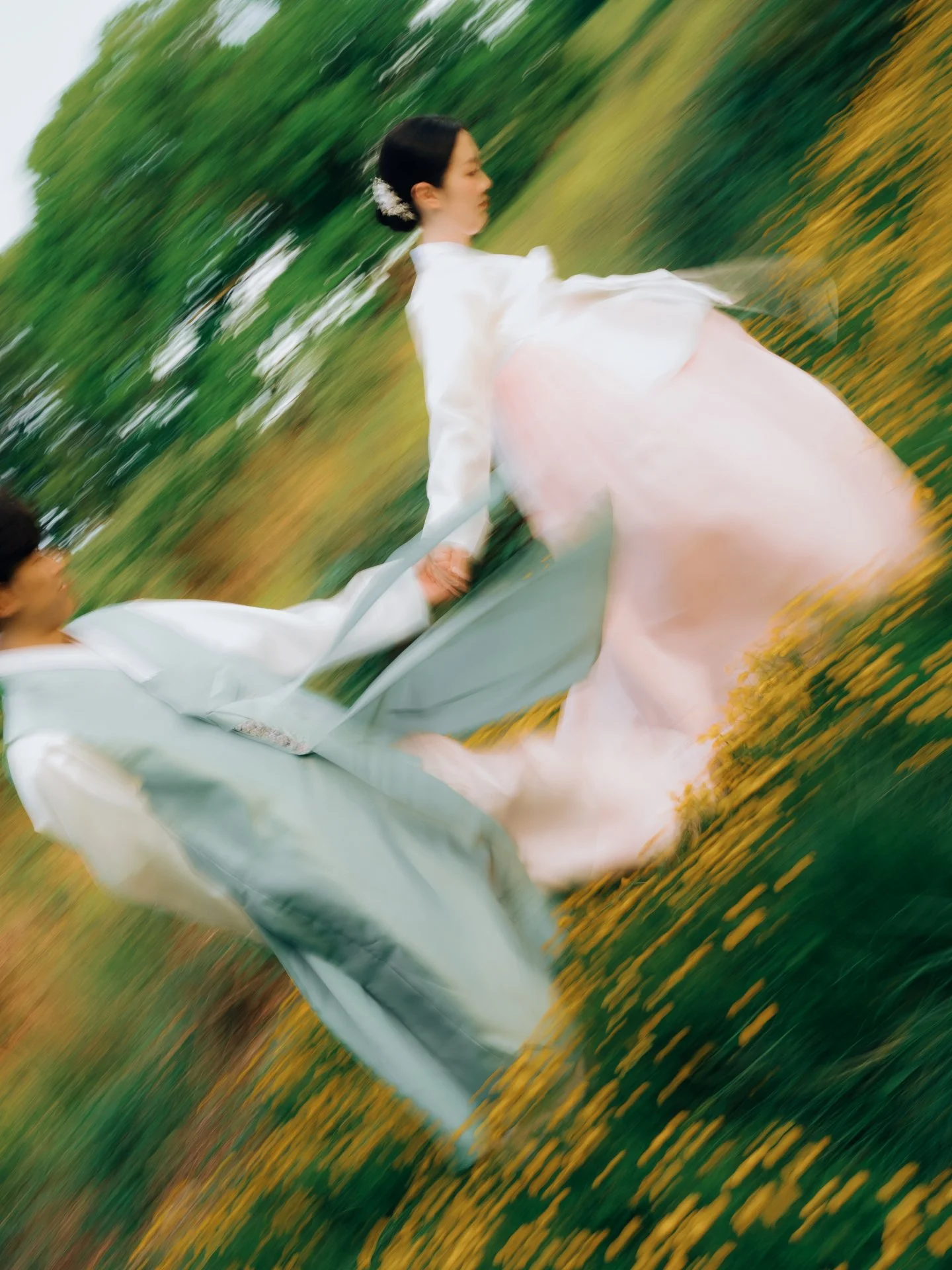 A Hanbok Made by Her Mother — A Korean Pre-Wedding Session at Larz Anderson Park