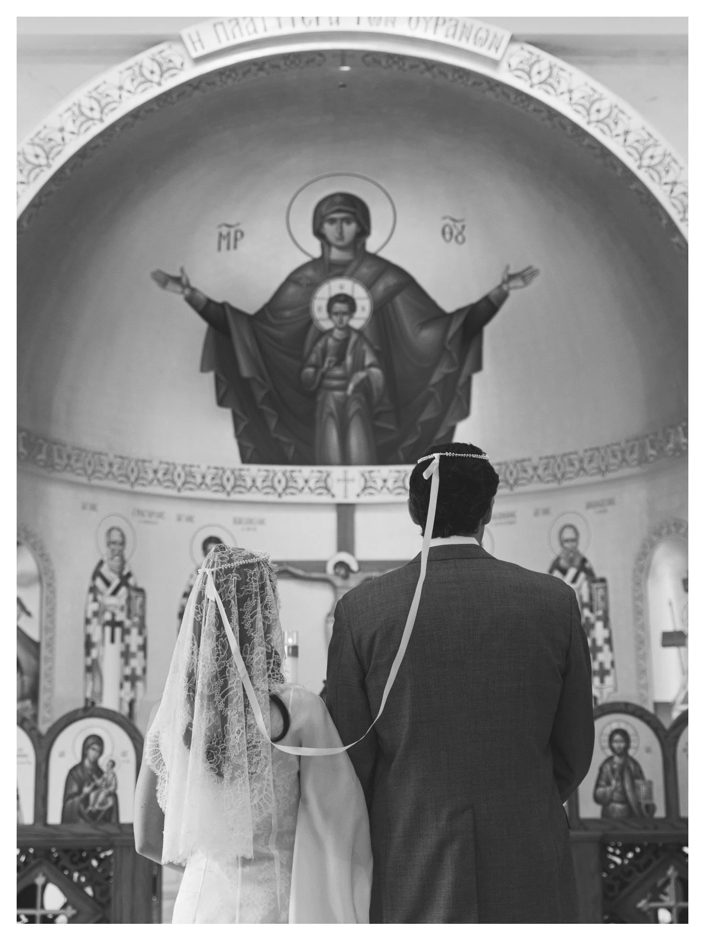 𝑾𝒊𝒕𝒉𝒐𝒖𝒕 𝑪𝒐𝒍𝒐𝒓. / 001
Bound by a single thread.
.
MUA: @arturodraper 
.
#cinematicphotography 
#blackandwhitephotography 
#bostonwedding 
#bostonweddingphotographer