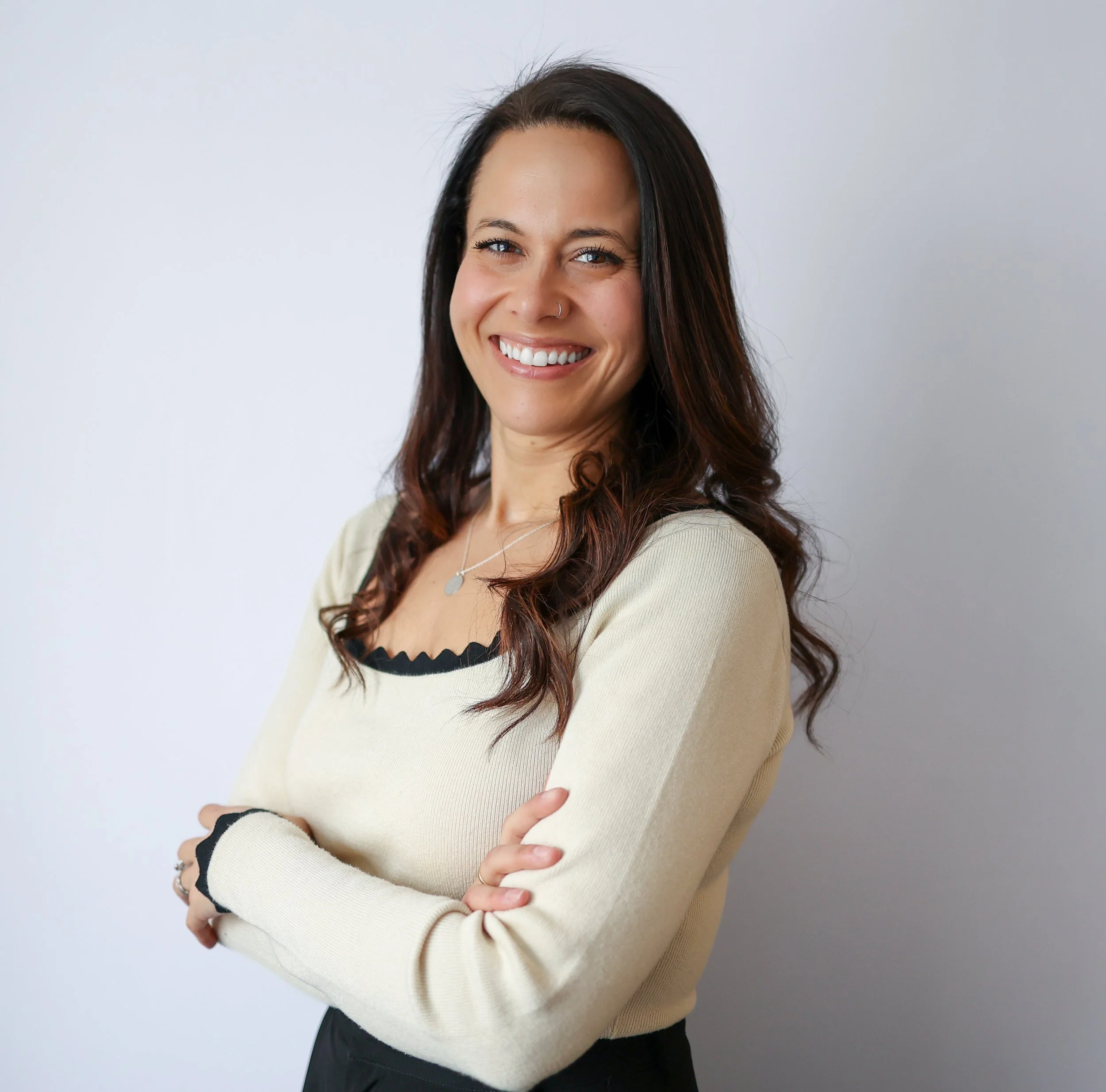 Connecticut Headshot photographer based in Waterbury, CT will travel to you anywhere in Connecticut and New England and beyond