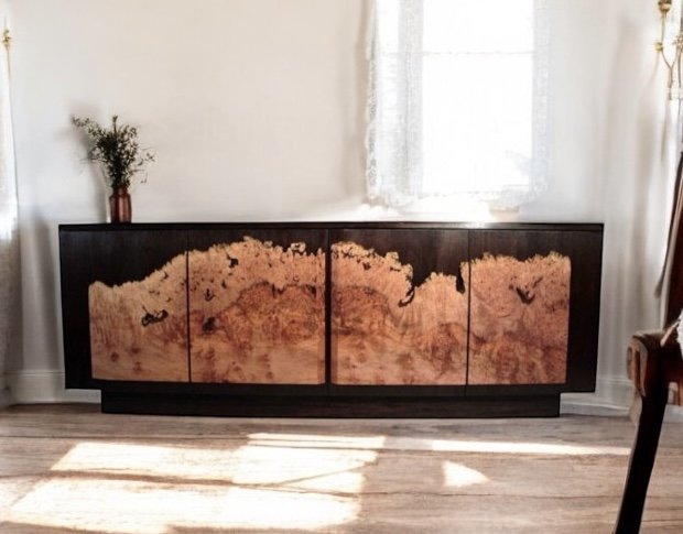 Modern console, credenza