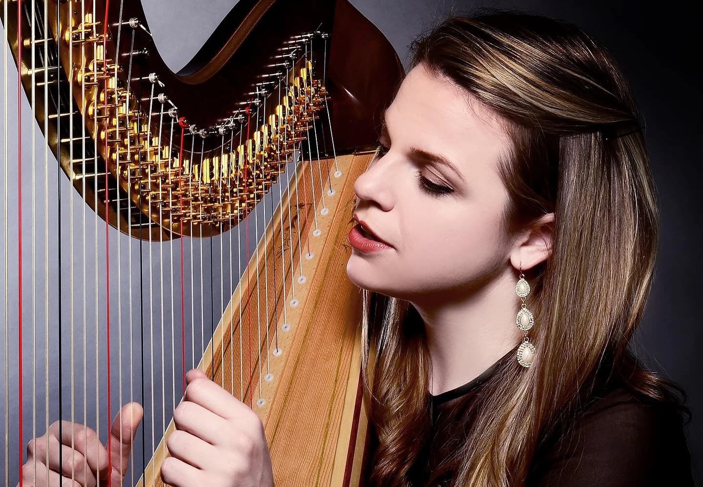 🎶✨ Exciting Workshop Alert! ✨🎶

This Wednesday, October 22nd, from 6:30&ndash;7:30 PM, join us for a special Music Theory Workshop at the School of RCB! We&rsquo;re honored to welcome Grace Browning, Principal Harpist of the Rochester Philharmonic 
