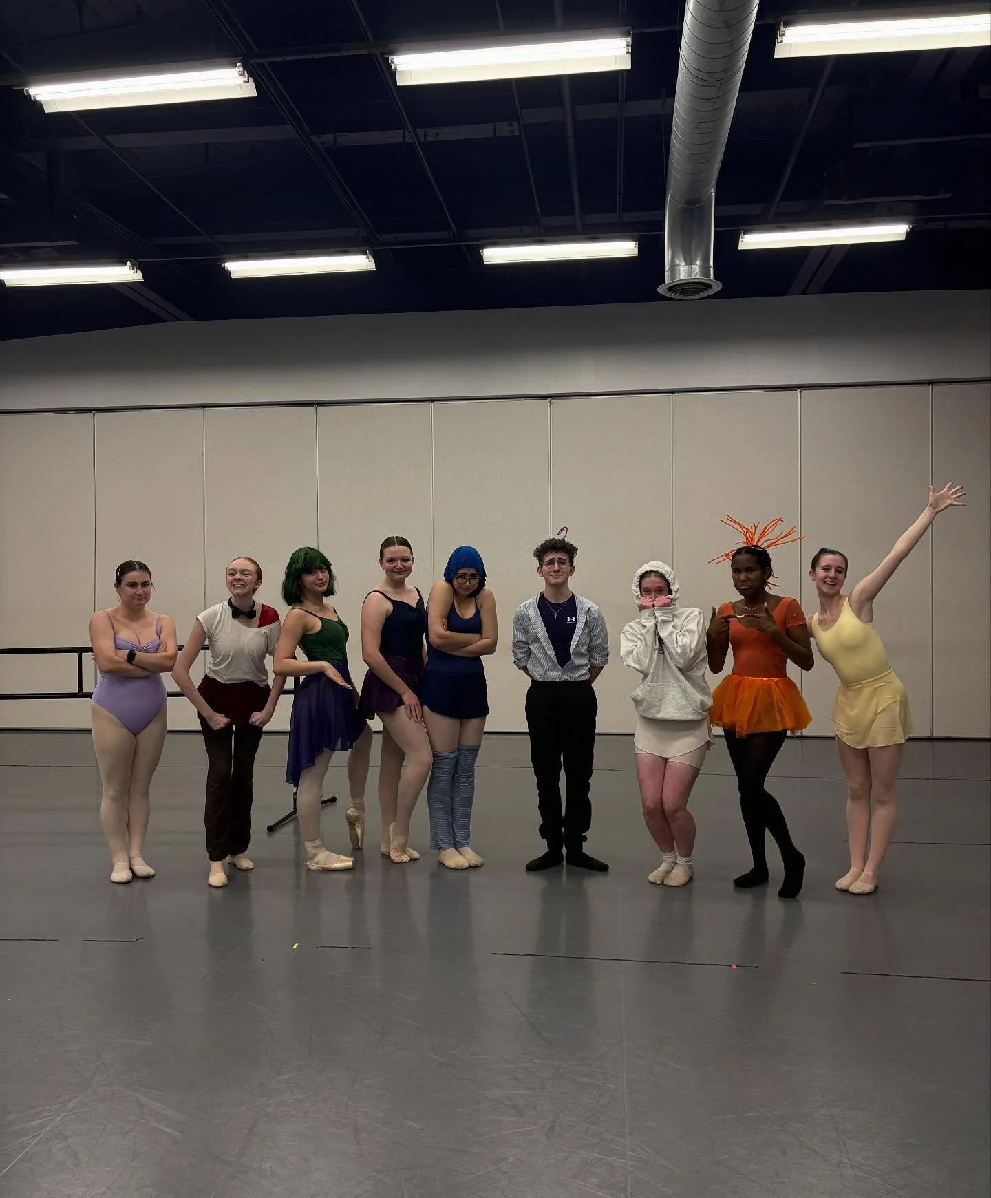 HAPPY HALLOWEEN from The School of RCB!!👻🎃

What a fun week of whacky hair, silly socks, and creative costumes! We loved celebrating with you!✨🩰