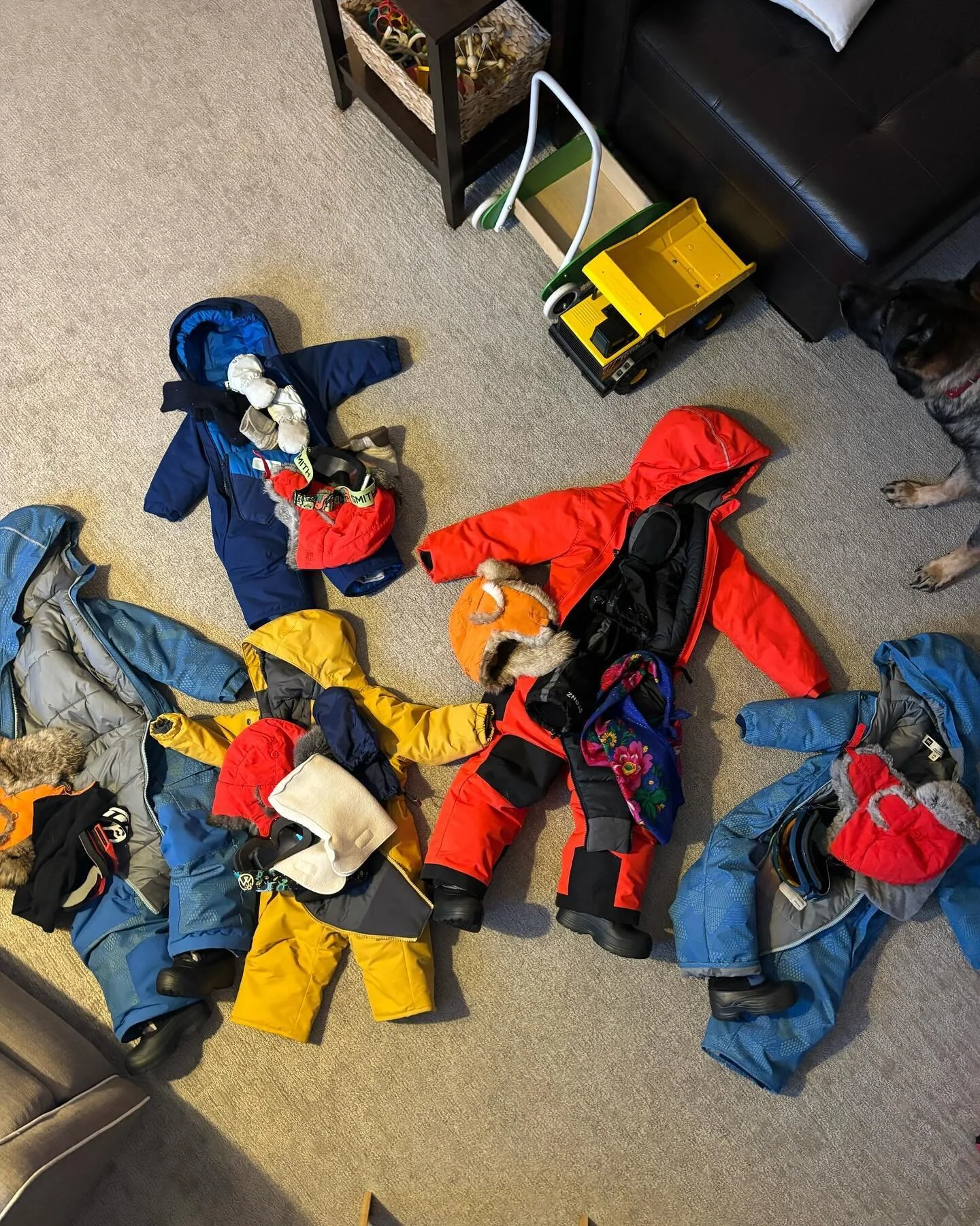 Winter gear: with winds gusting, temps dropping to -40&deg;C, and very deep snow it&rsquo;s important to find gear that protects the kiddos from the harsh elements but also lets them PLAY. There are tons of options out there and this is what our fami