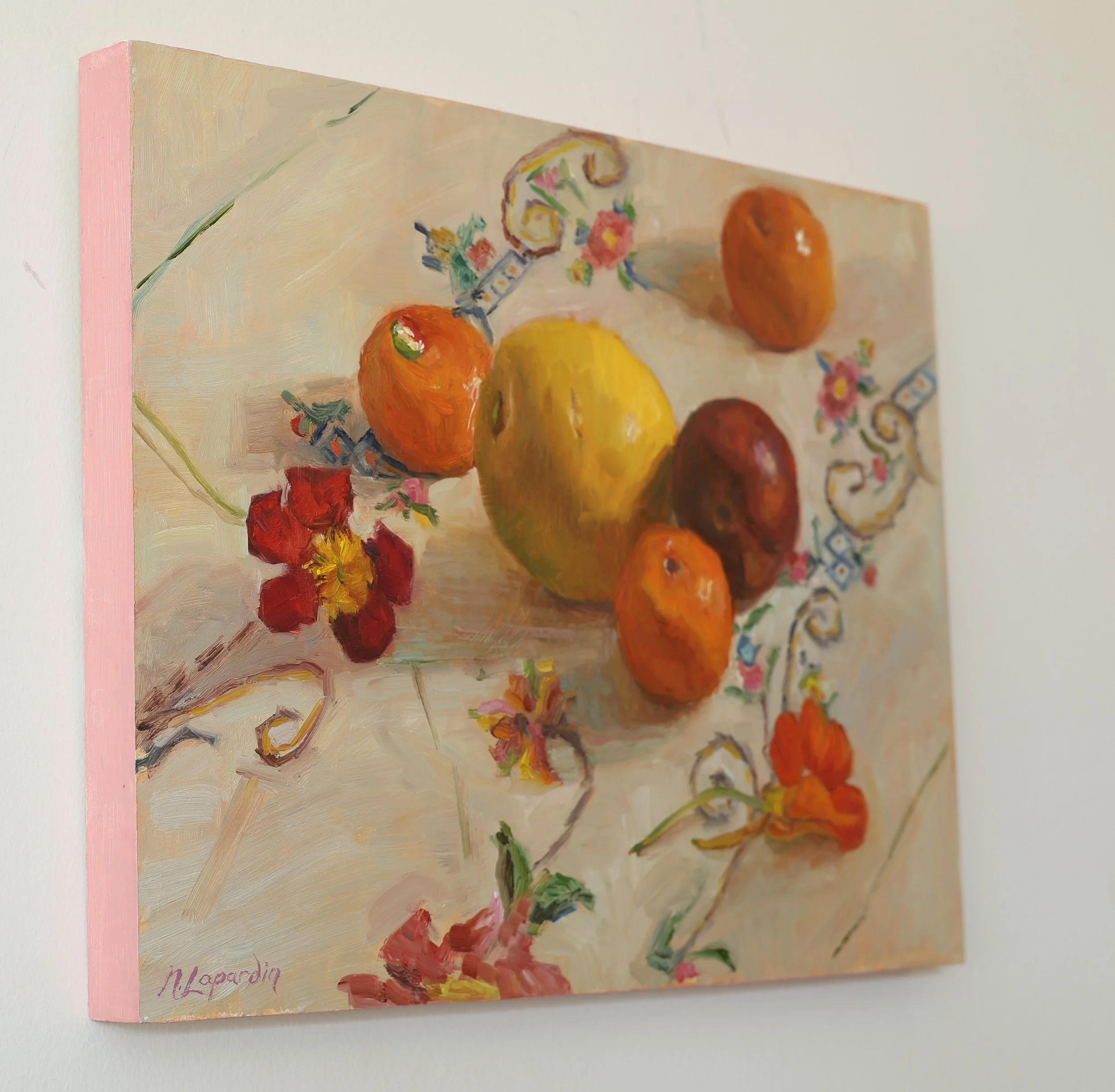 fuit pink edge side.JPG