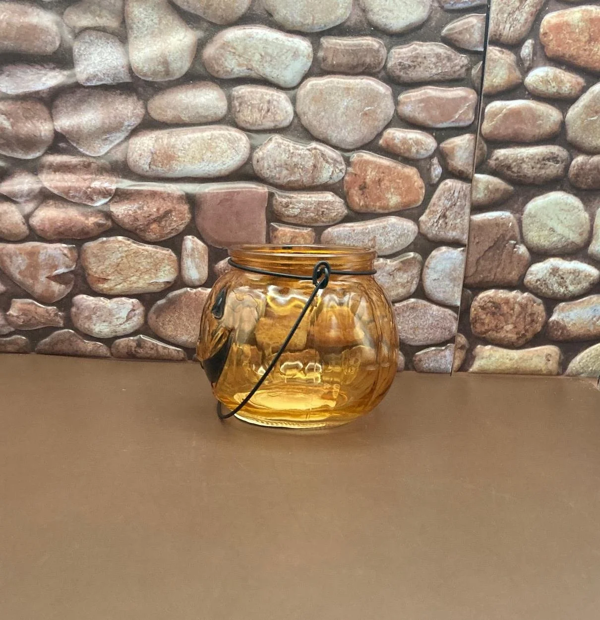 12 OZ Crackling Birch Glass Halloween Pumpkin Candle Holder. Phthalate Free. Made with Palm wax, gives it a Crystal look. Comes with a wood wick, with natural fragrance oils.