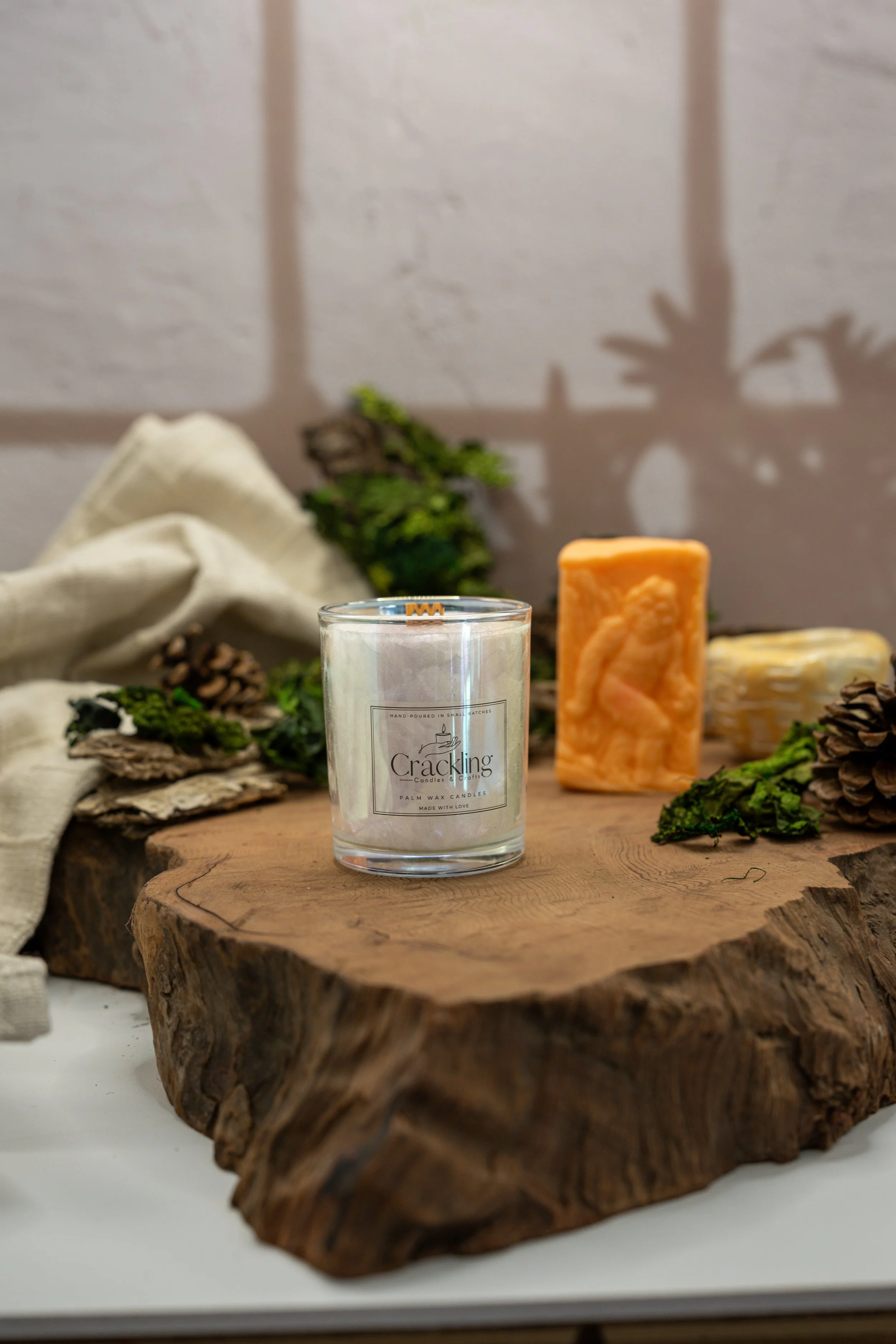 6 oz Cardamom & Teakwood Candle