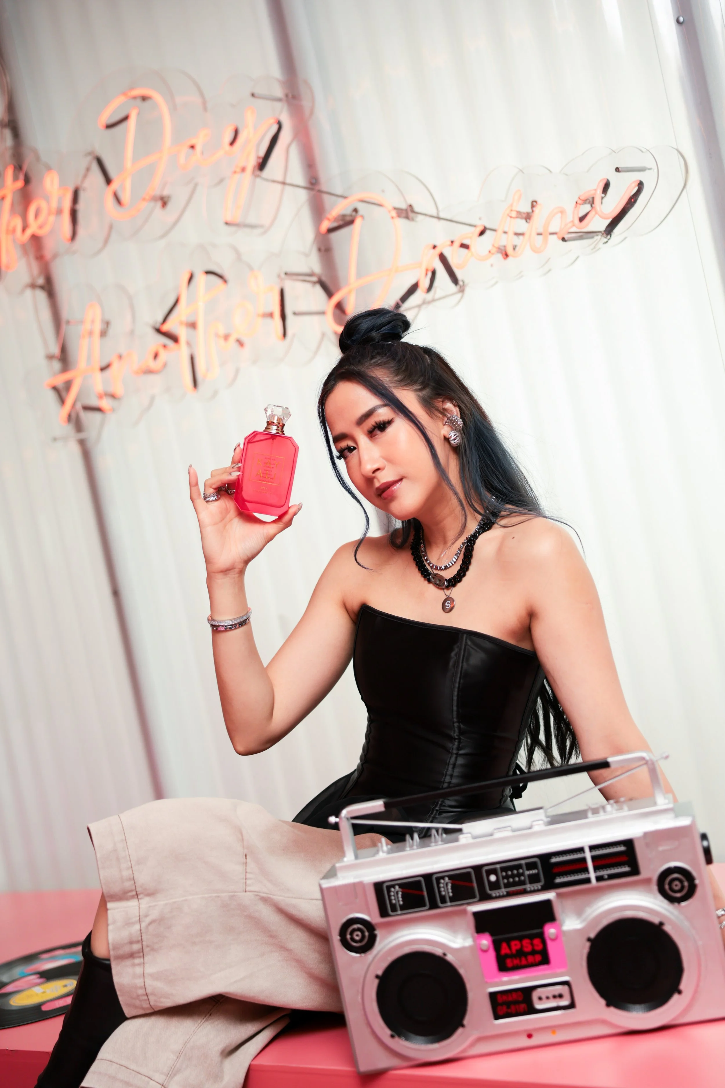 043026 Kayali-158.jpg