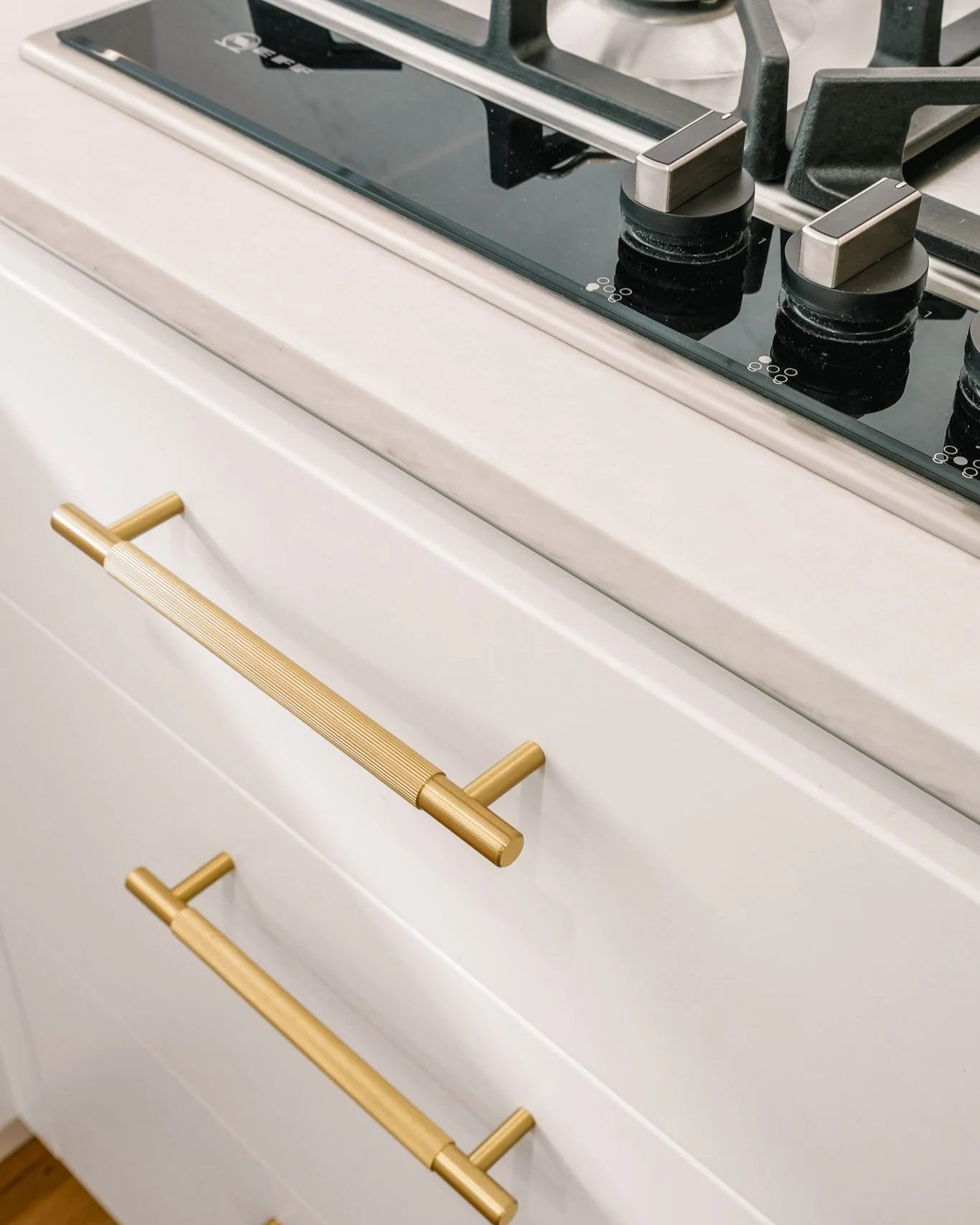 Threaded Kitchen Handles Kitchen Handles & Door Hardware Melbourne | Smith & Smith