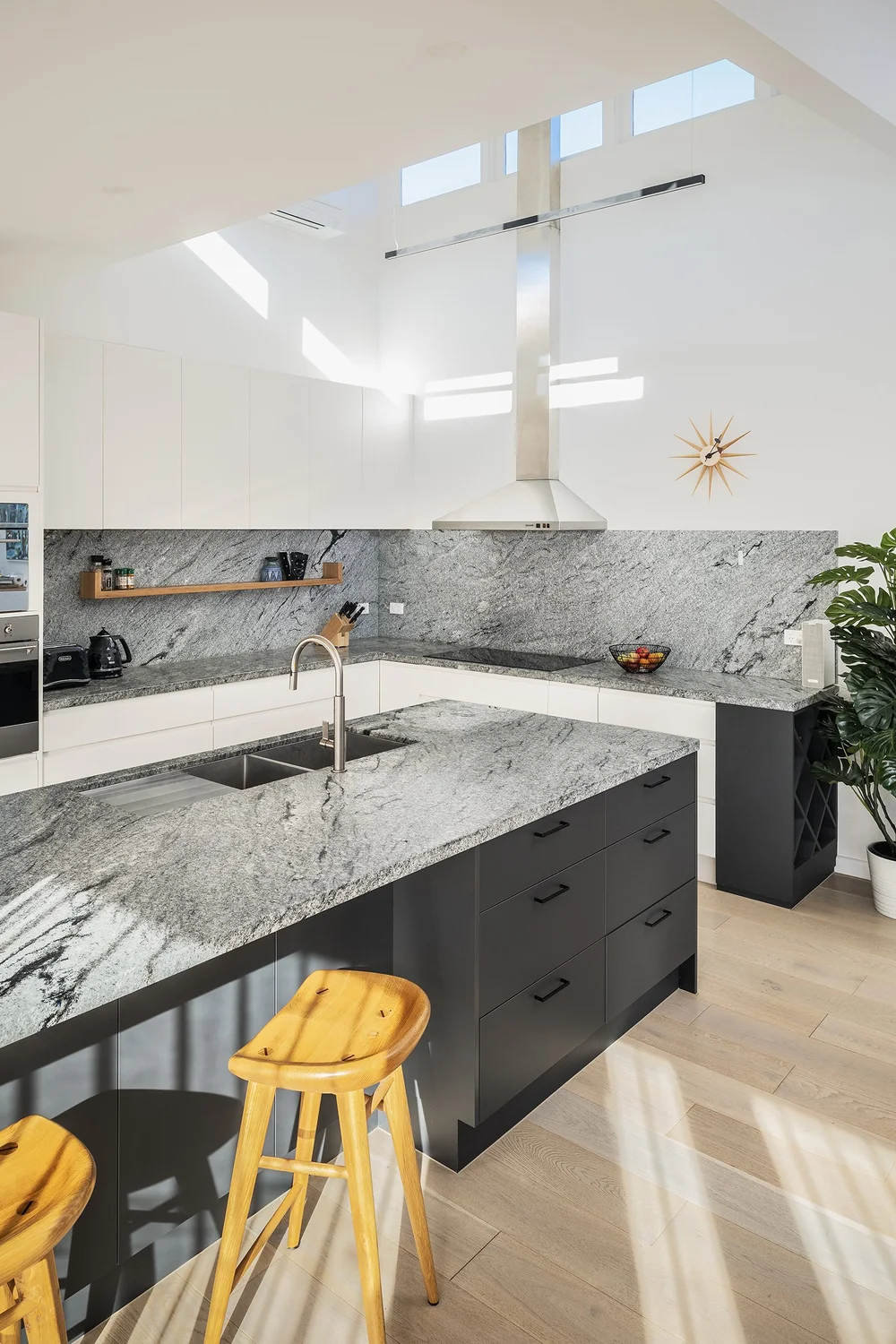Modern Kitchen with Stone Benchtop and Spalshback | Smith & Smith ...