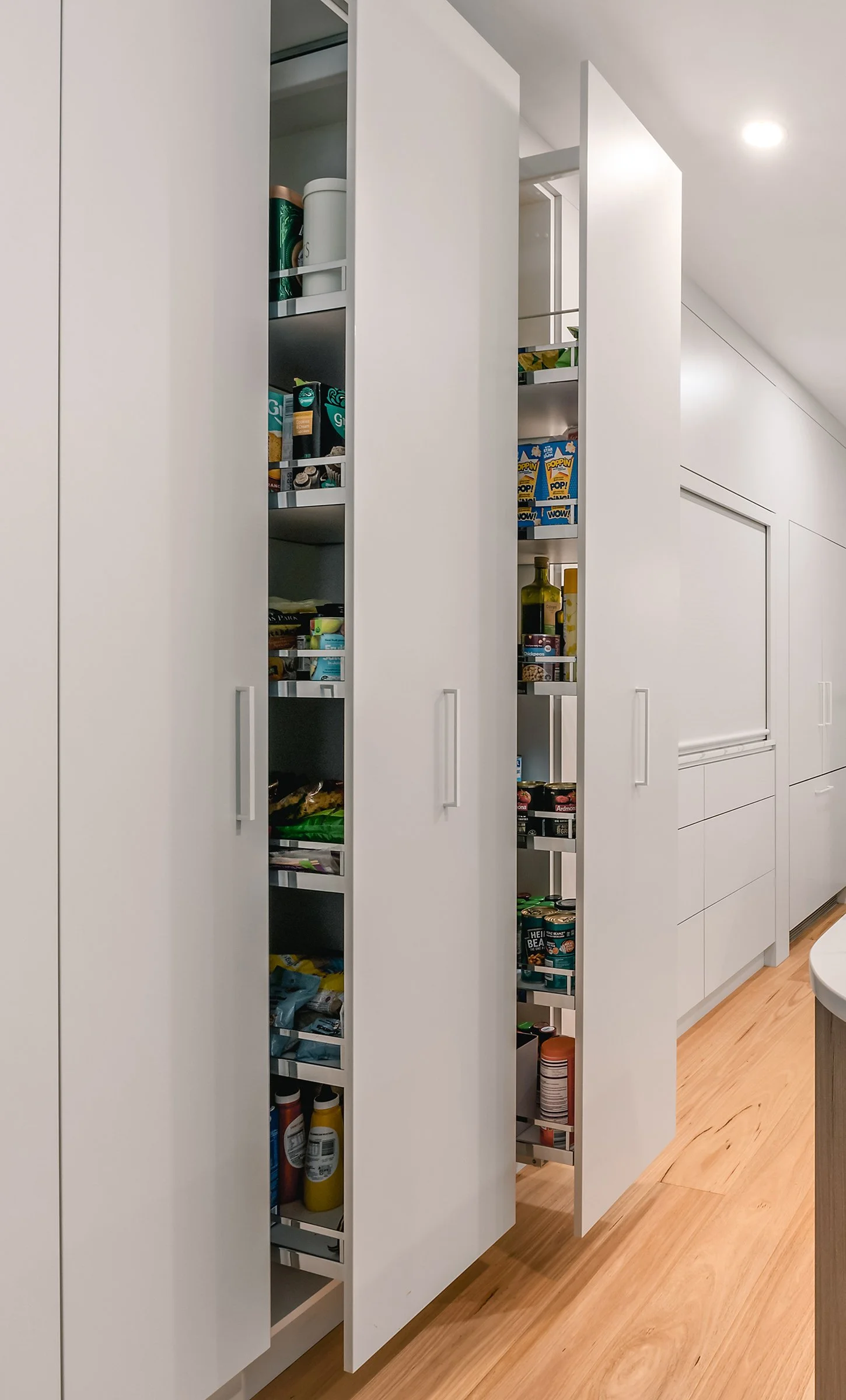 LEIGH | White & Timber Modern Kitchen with Marble Splashback | Smith ...