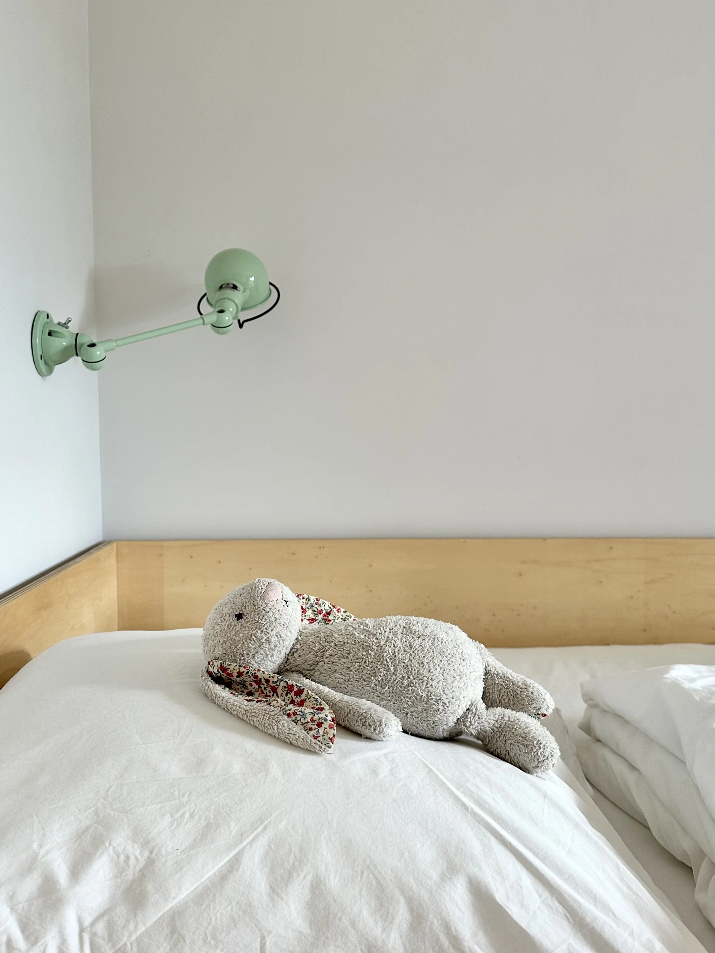 LE TROP DANS LA CHAMBRE DES ENFANTS