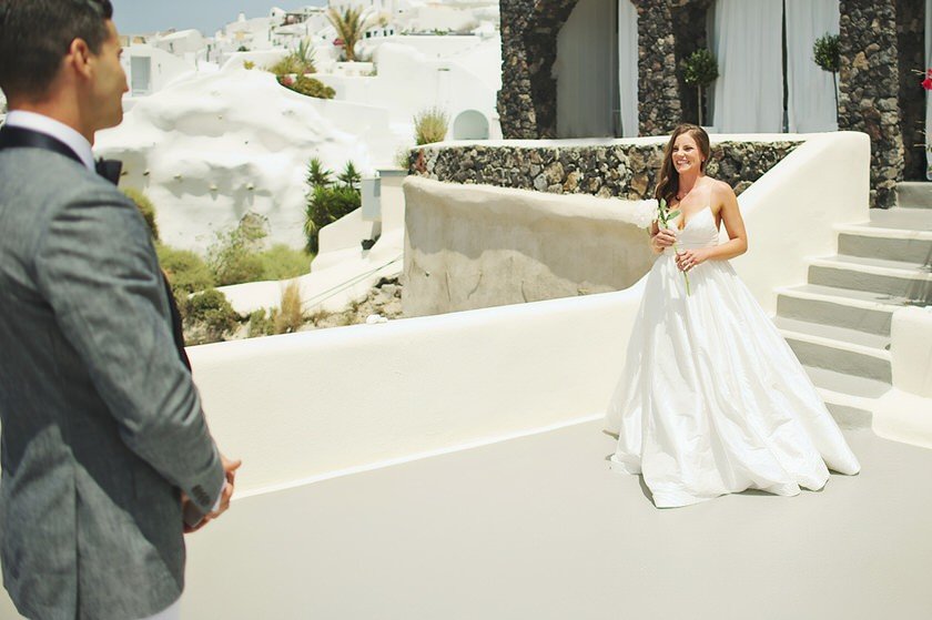 elopement-in-santorini-canaves-suites-14.jpg