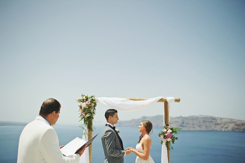 elopement-in-santorini-canaves-suites-17.jpg