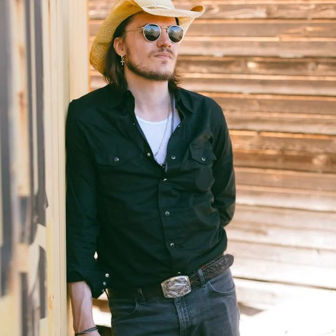 NOV 29: DYLAN LeBLANC