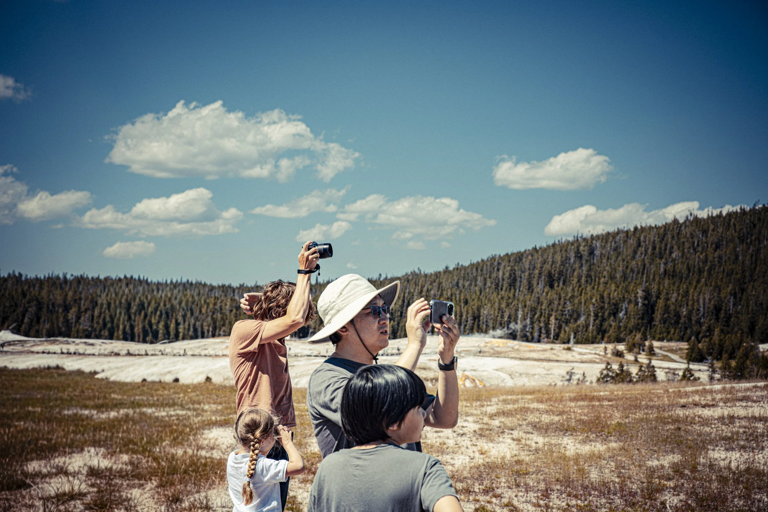 Touristes pics-1.jpg