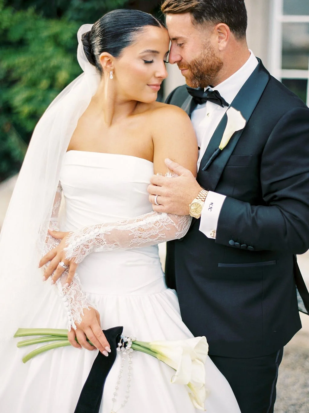 Bride and Groom Calla lily bridal bouquet