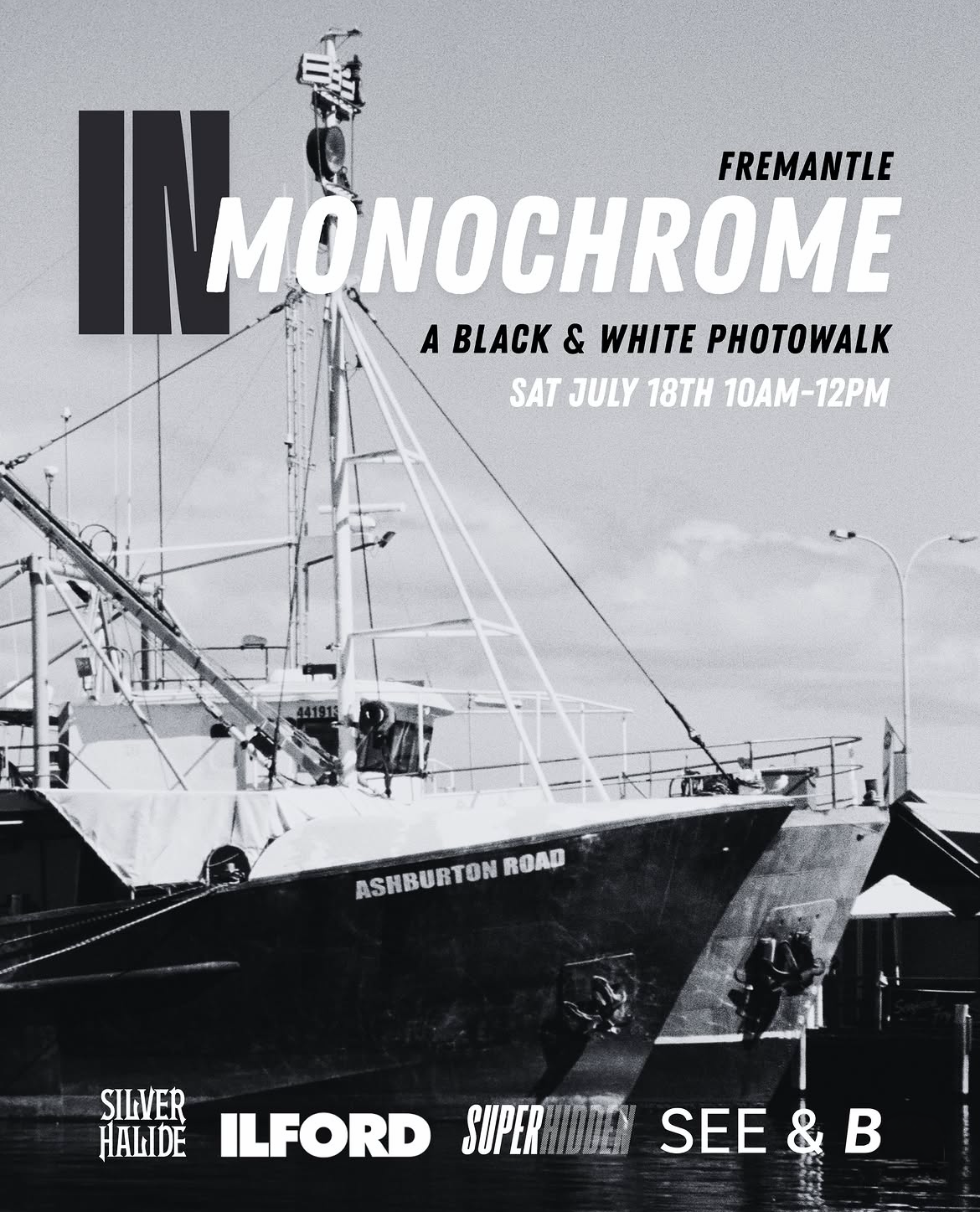 In Monochrome - A Black &amp; White Photowalk