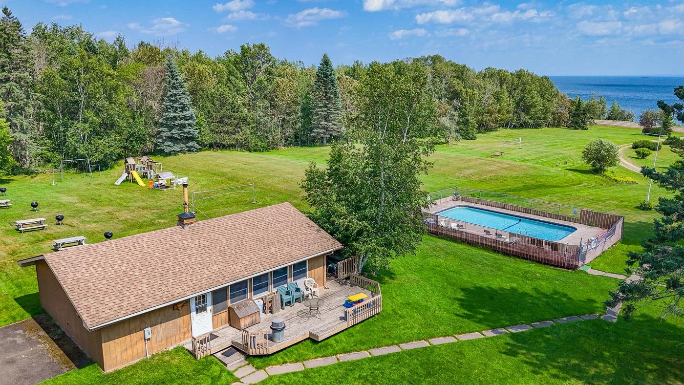 13_DM_DuluthResort-67.jpg