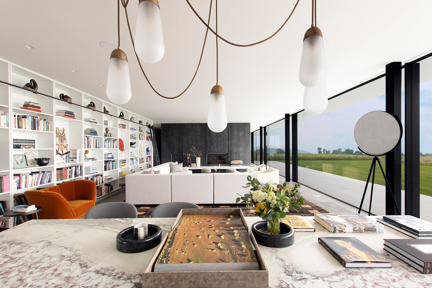 6_res4-resolution-4-architecture-millbrook-residence-modern-home-new-york-hudson-valley-custom-high-end-residential-library-dining-living.jpg