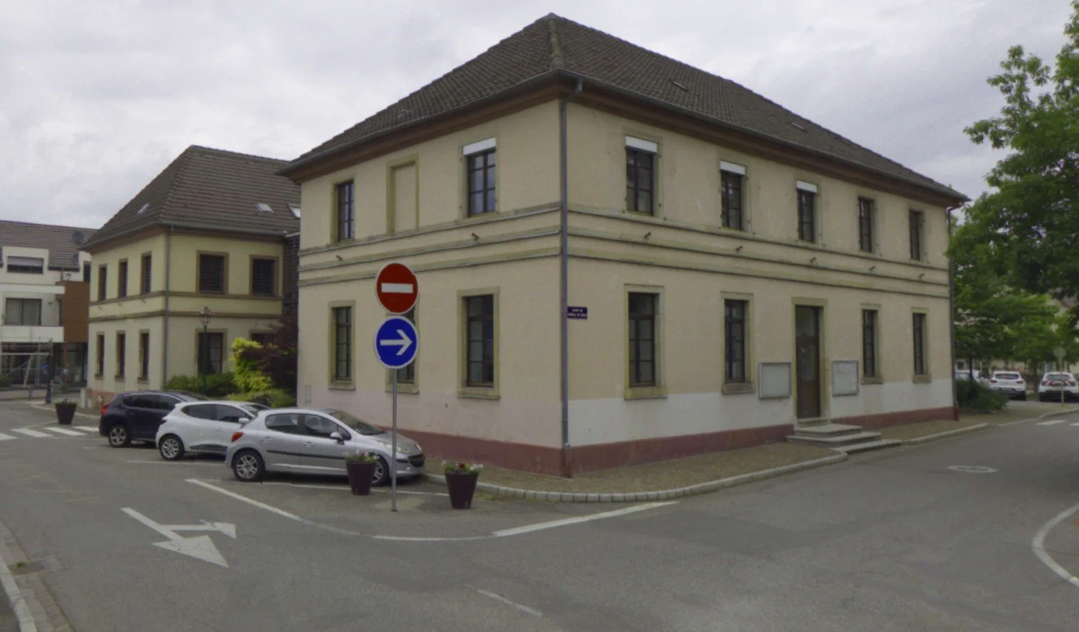 La Mairie de Zillisheim  (9).jpg