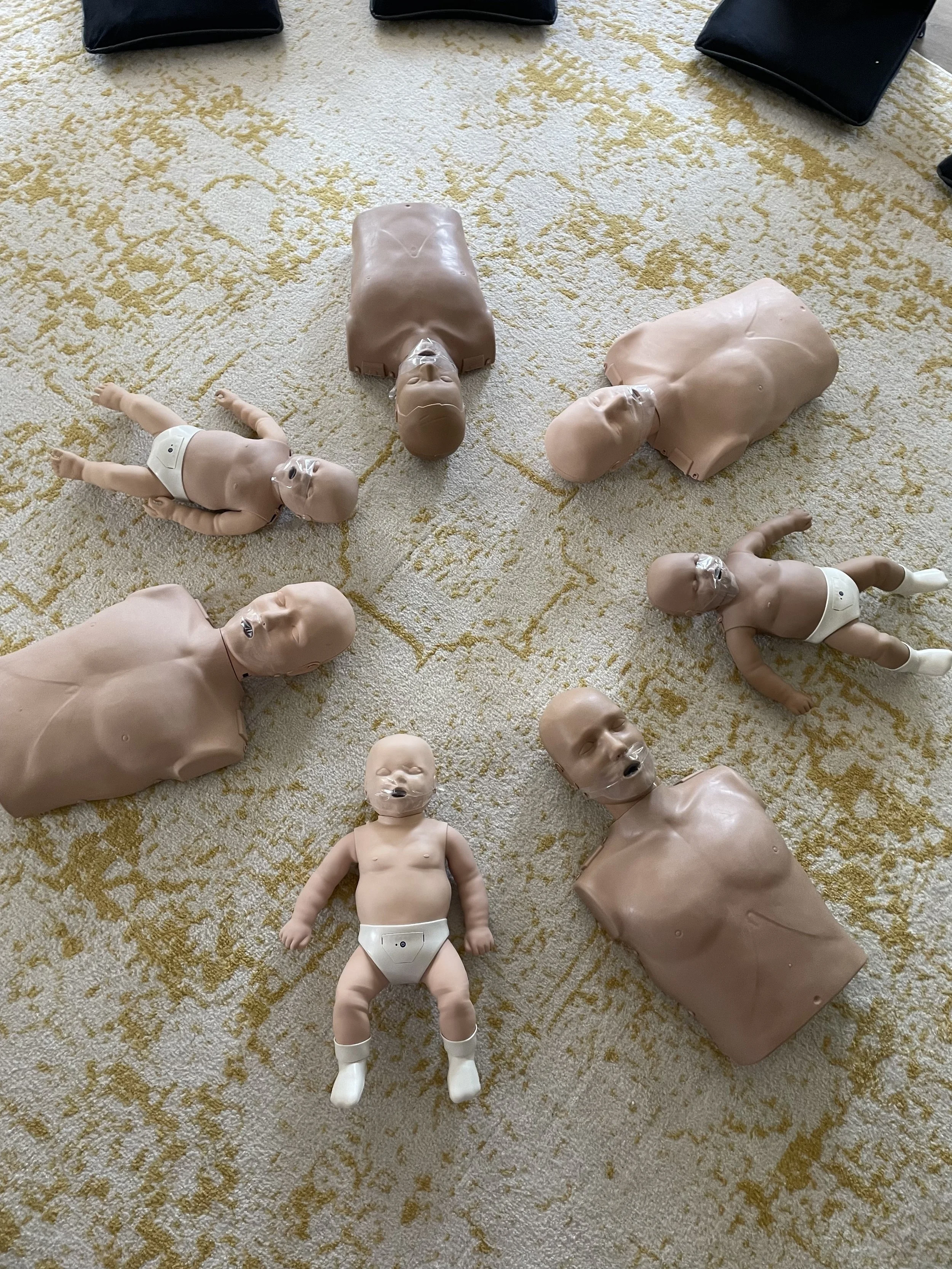 Baby CPR course in St. Louis.  Infant CPR course in St. Louis.  Infant CPR.  Infant choking.  Baby Choking