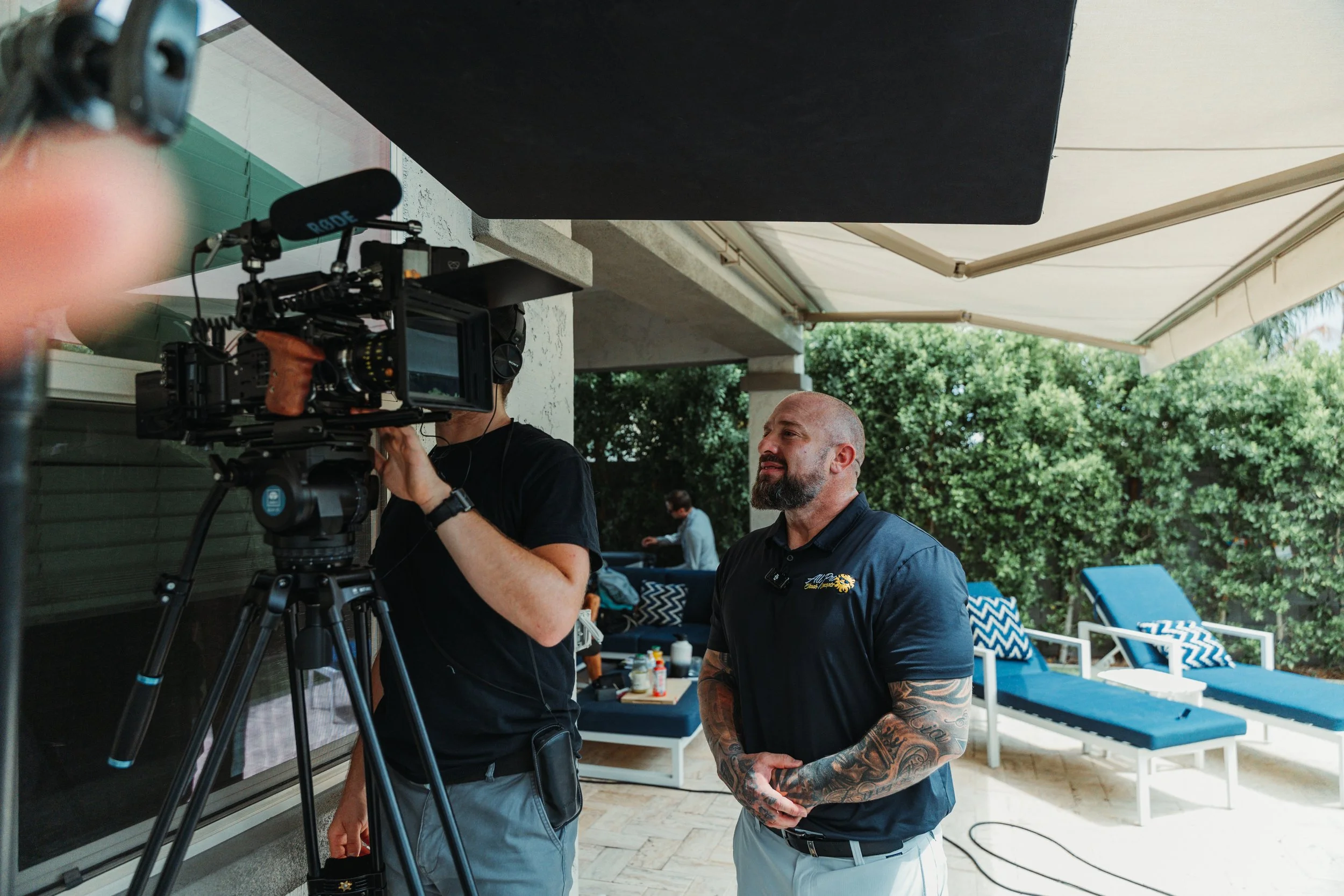 wulfenbear media a phoenix video production company on set for a television commercial